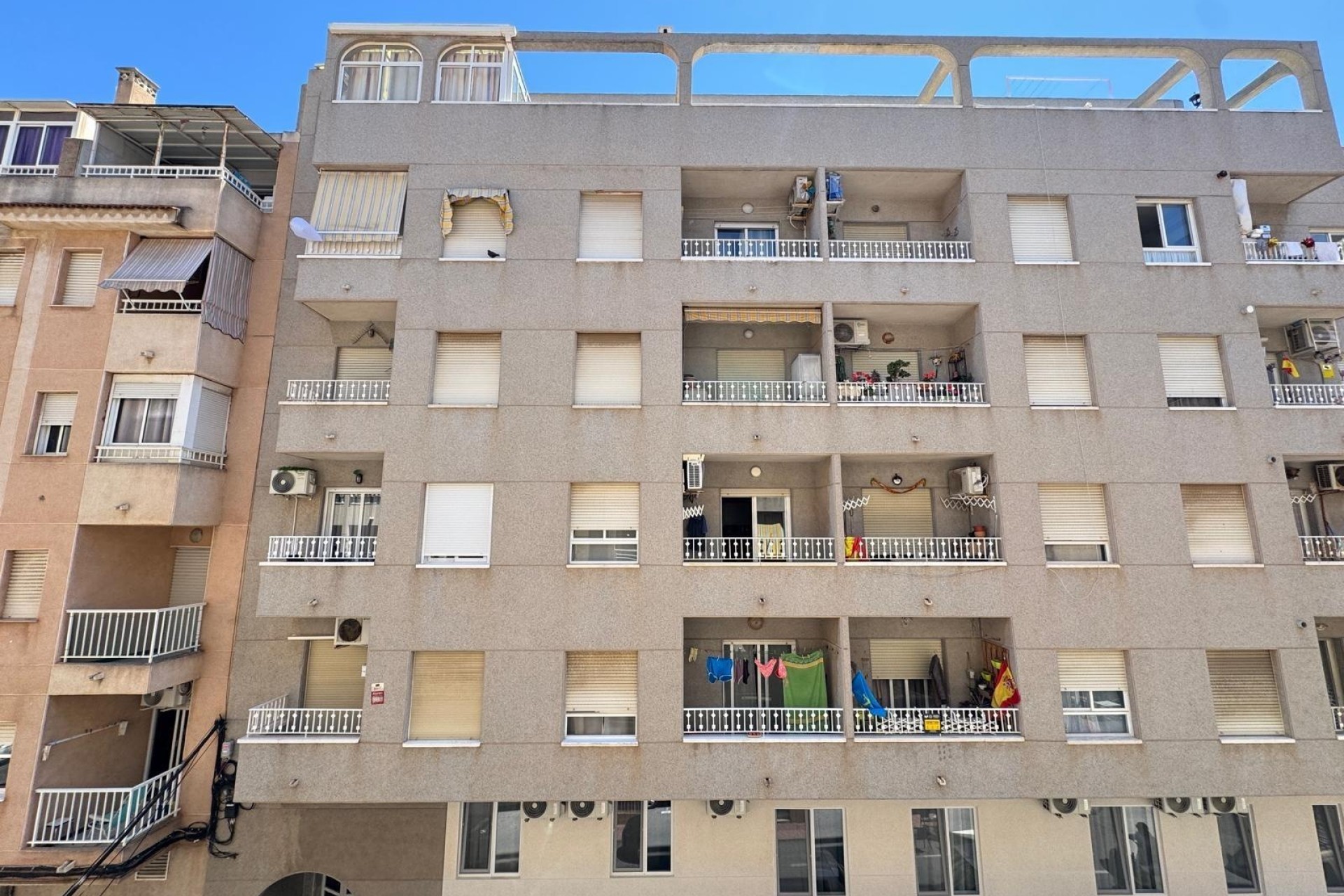 Sprzedaż - Apartament / Mieszkanie -
Torrevieja - Center