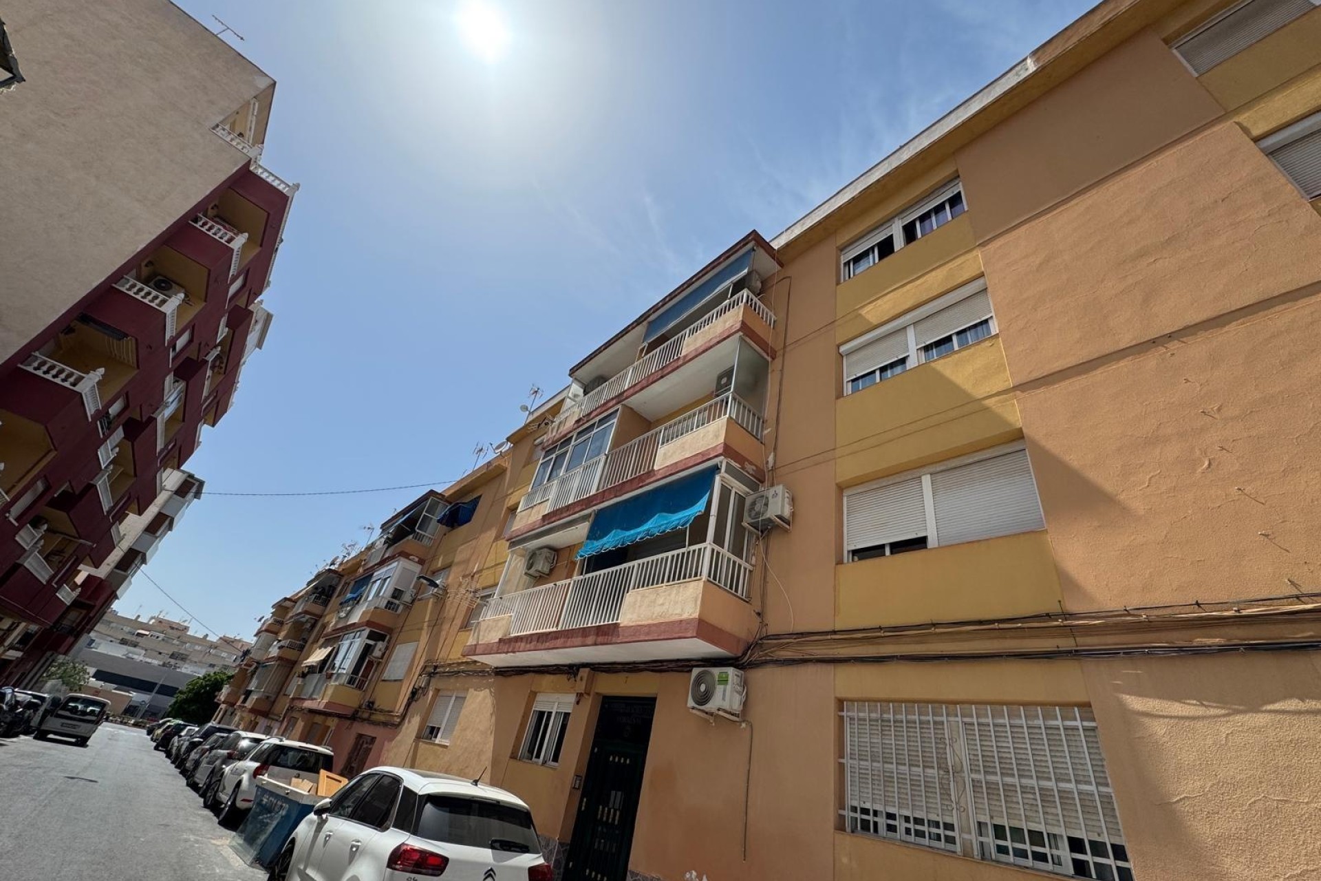 Sprzedaż - Apartament / Mieszkanie -
Torrevieja - Center