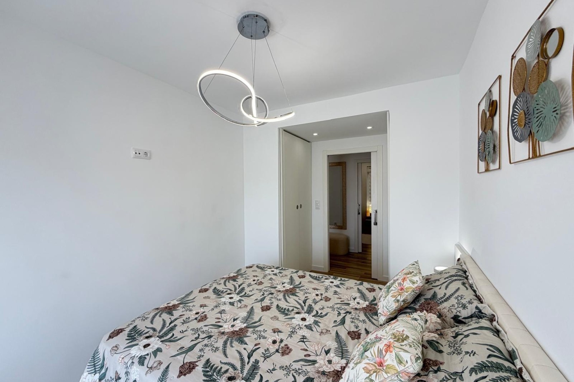 Sprzedaż - Apartament / Mieszkanie -
Torrevieja - Center