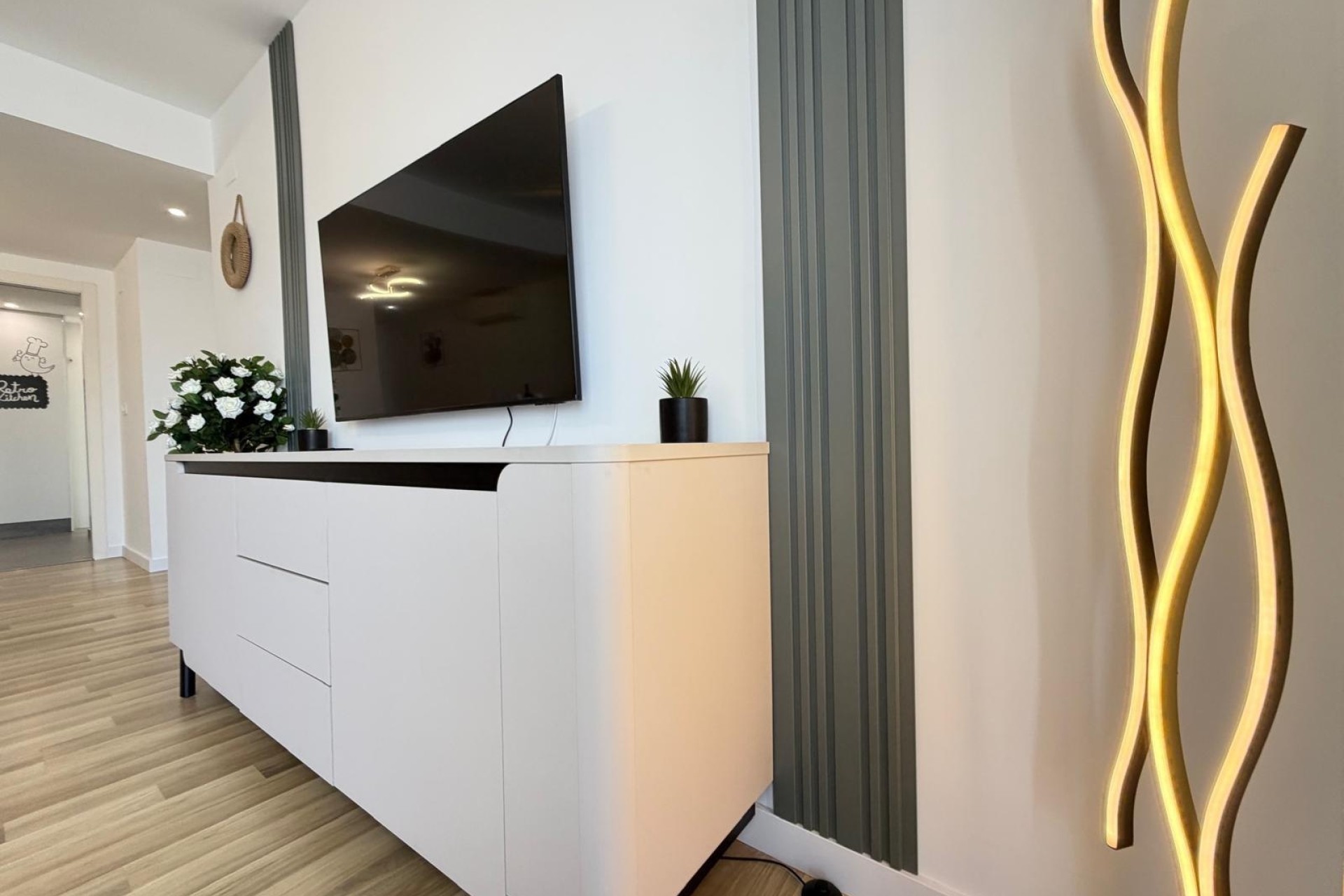 Sprzedaż - Apartament / Mieszkanie -
Torrevieja - Center