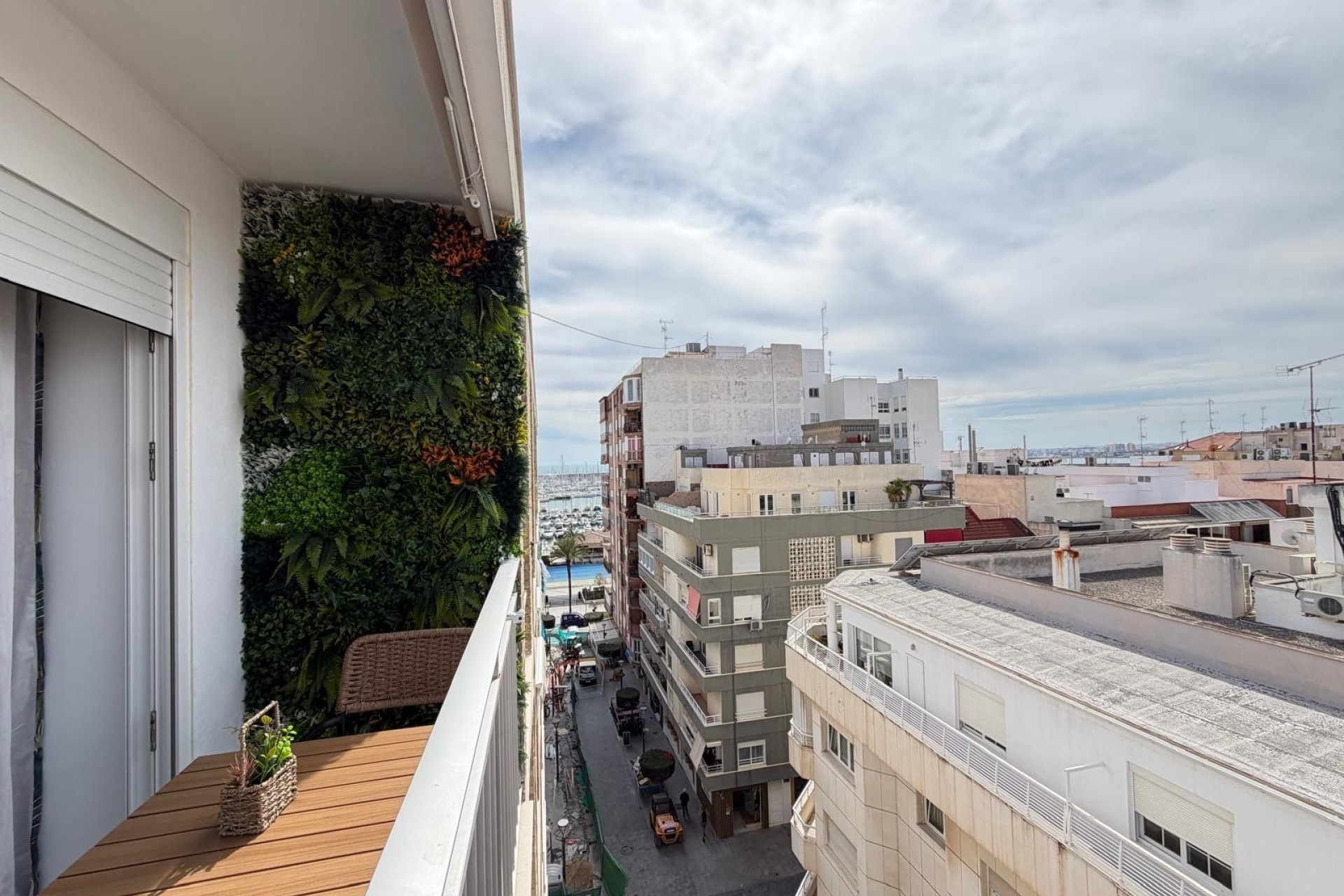 Sprzedaż - Apartament / Mieszkanie -
Torrevieja - Center