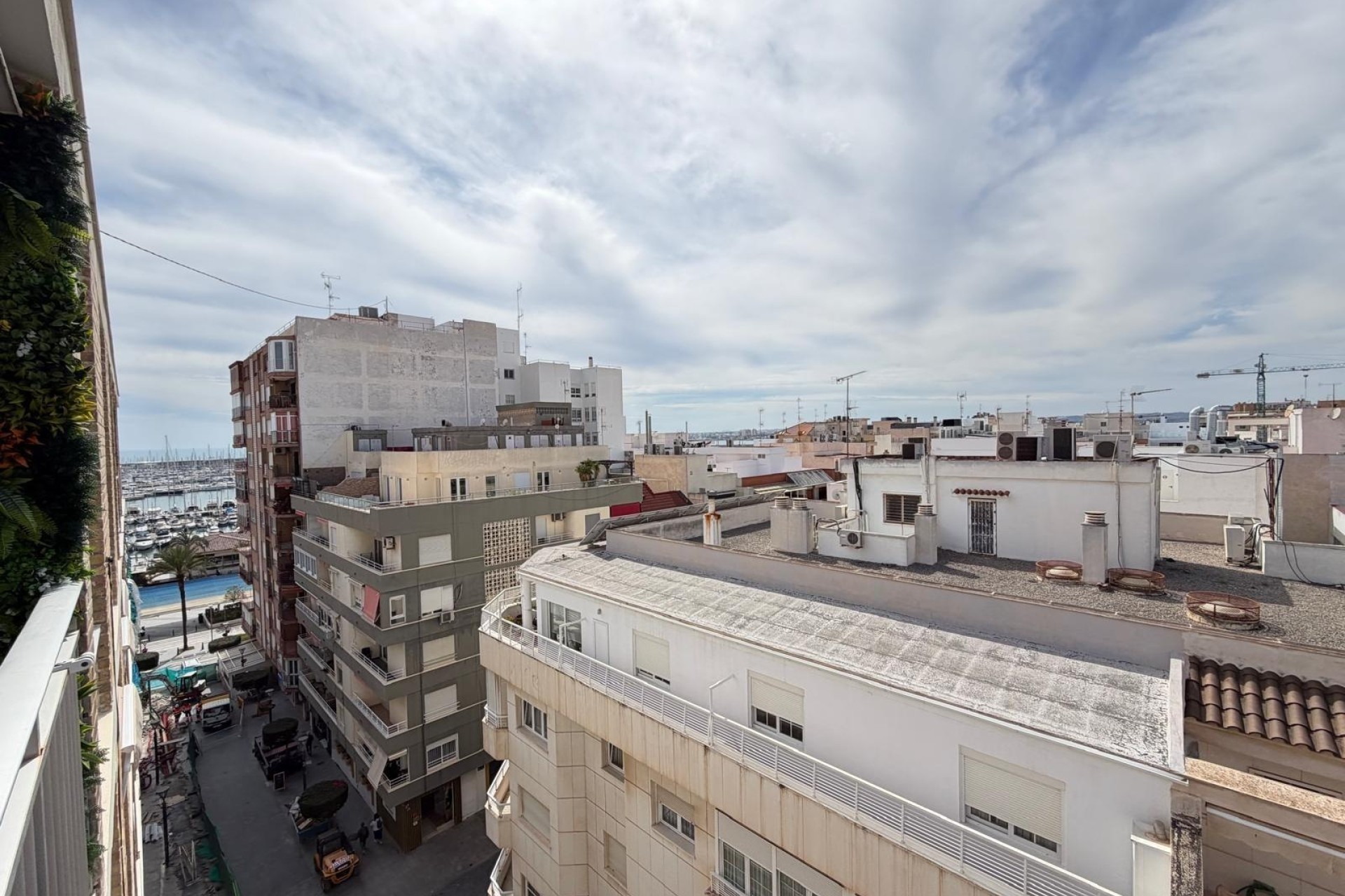 Sprzedaż - Apartament / Mieszkanie -
Torrevieja - Center