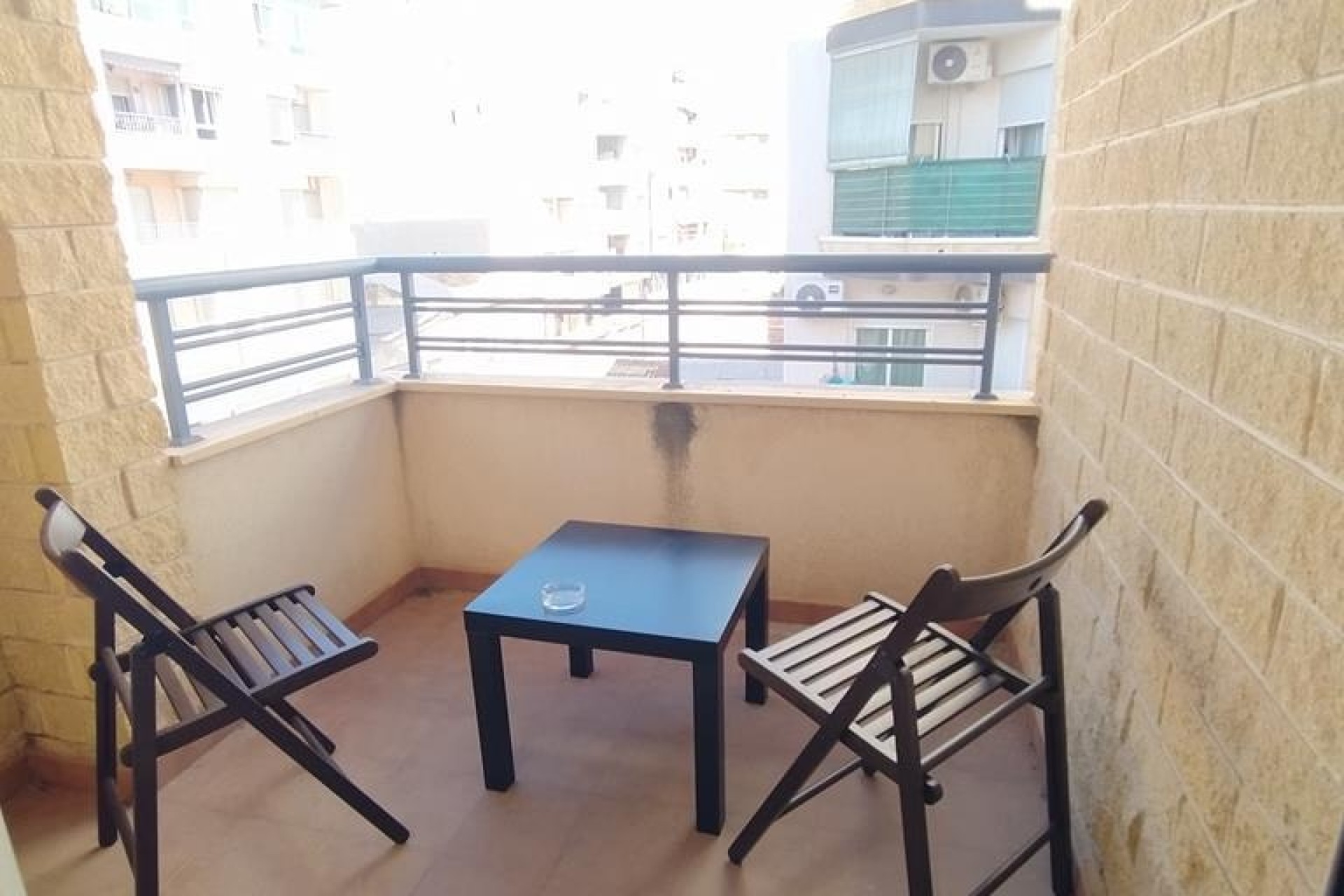 Sprzedaż - Apartament / Mieszkanie -
Torrevieja - CENTRO CASCO URBANO