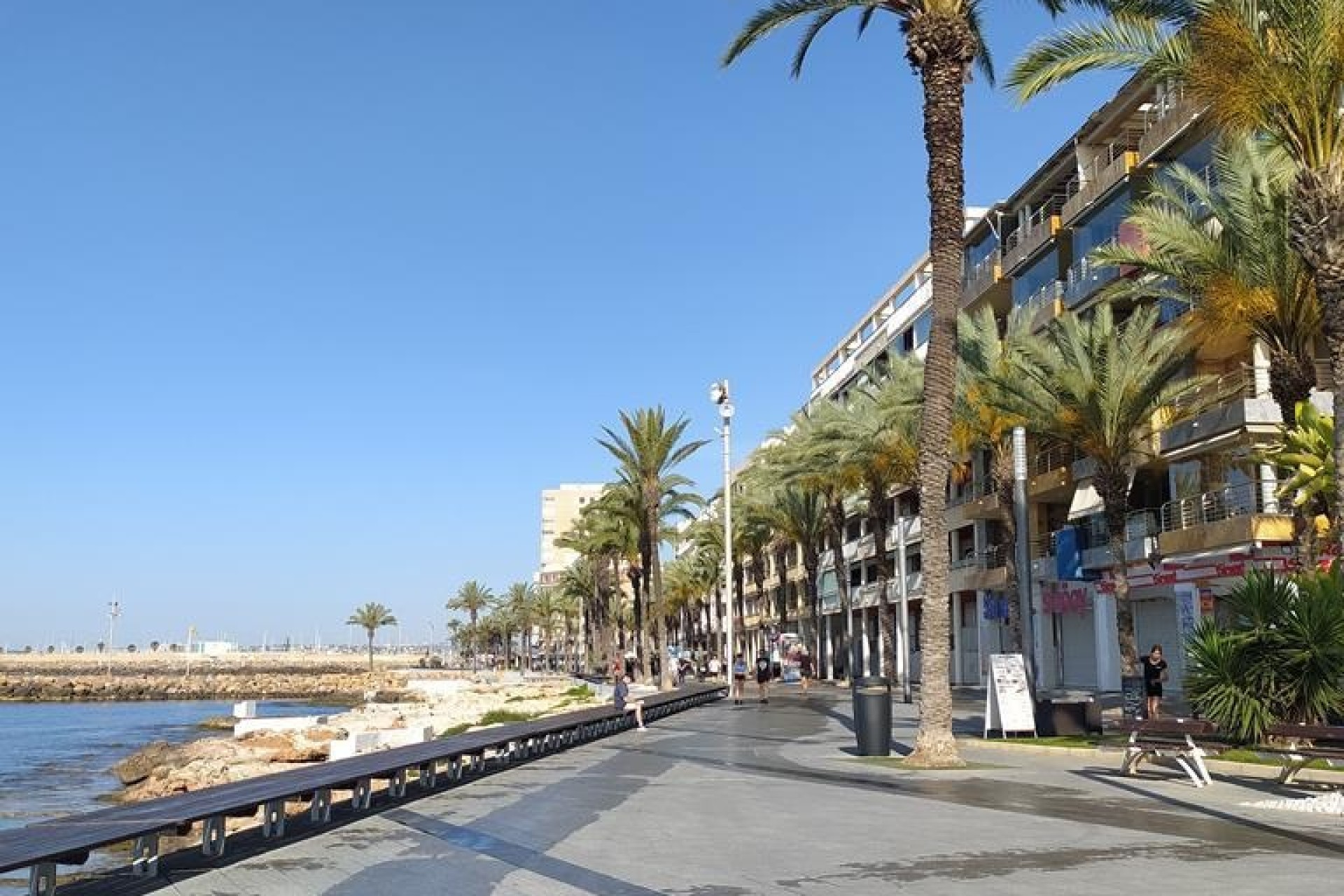 Sprzedaż - Apartament / Mieszkanie -
Torrevieja - CENTRO CASCO URBANO
