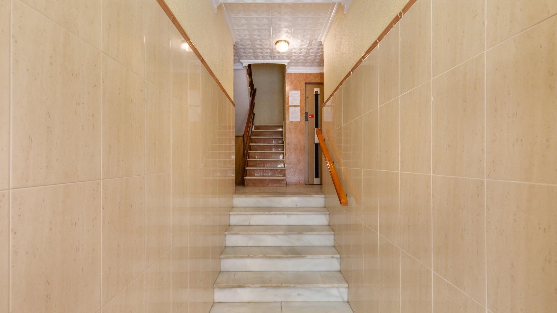 Sprzedaż - Apartament mieszkanie -
Torrevieja - Centro - Muelle Pesquero