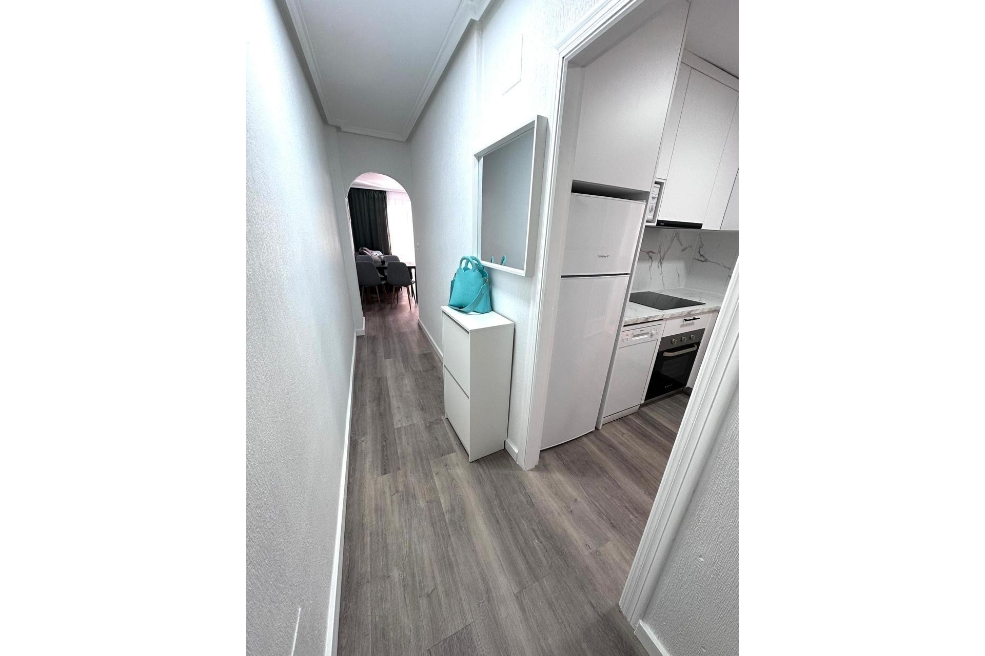Sprzedaż - Apartament / Mieszkanie -
Torrevieja - Centro - Muelle Pesquero