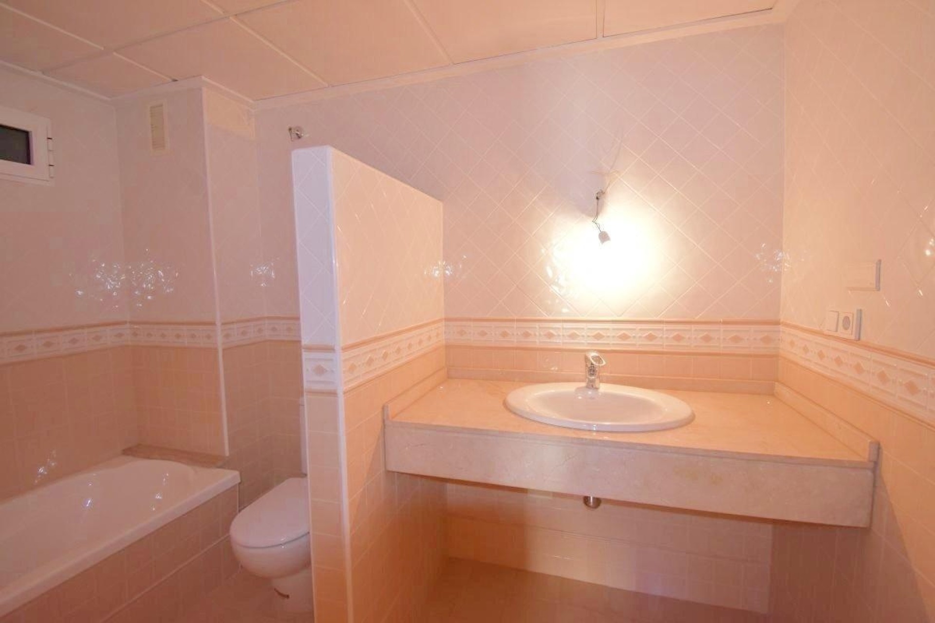 Sprzedaż - Apartament / Mieszkanie -
Torrevieja - Centro - Muelle Pesquero