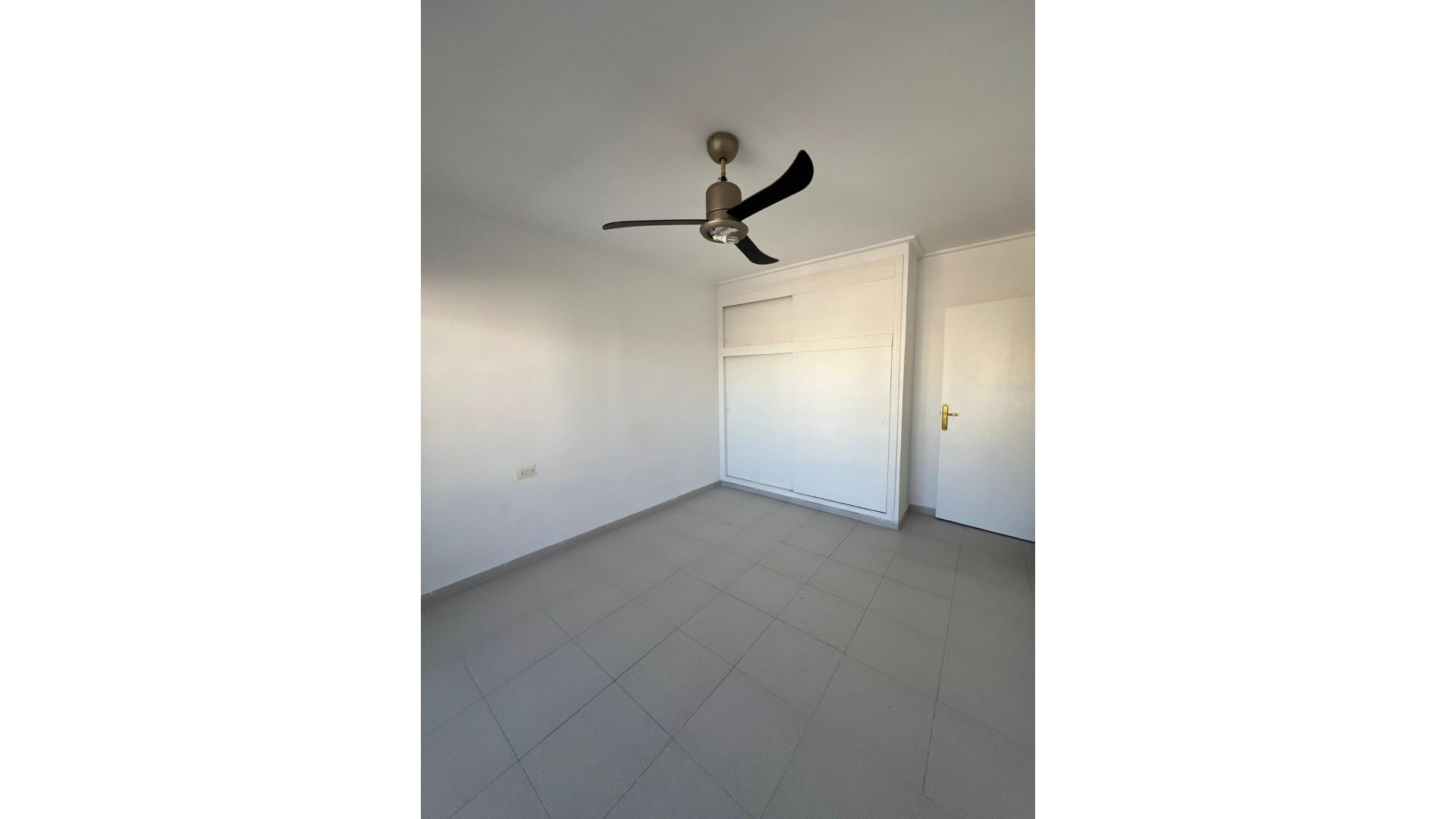 Sprzedaż - Apartament mieszkanie -
Torrevieja - Centro - Muelle Pesquero