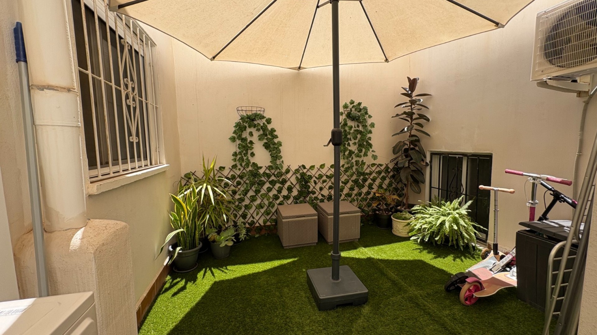 Sprzedaż - Apartament mieszkanie -
Torrevieja - Centro