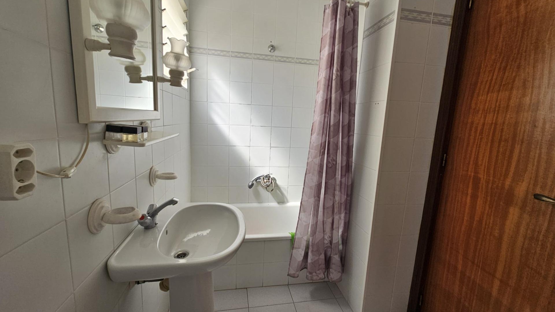 Sprzedaż - Apartament mieszkanie -
Torrevieja - Centro