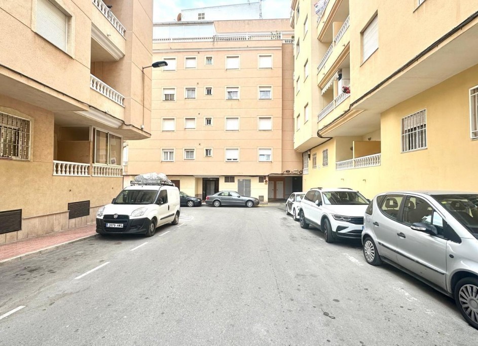 Sprzedaż - Apartament mieszkanie -
Torrevieja - Centro