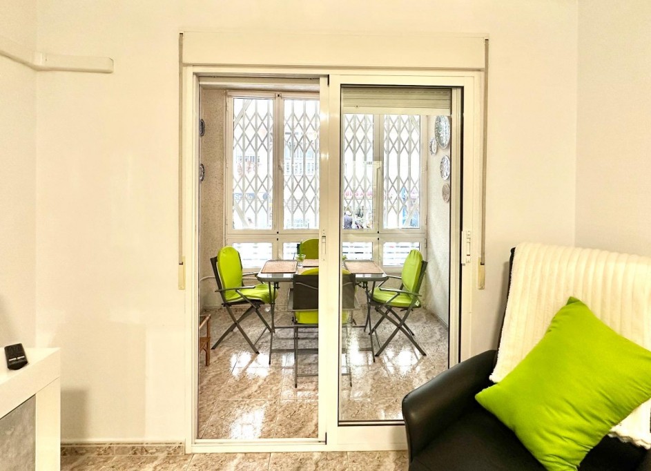 Sprzedaż - Apartament mieszkanie -
Torrevieja - Centro