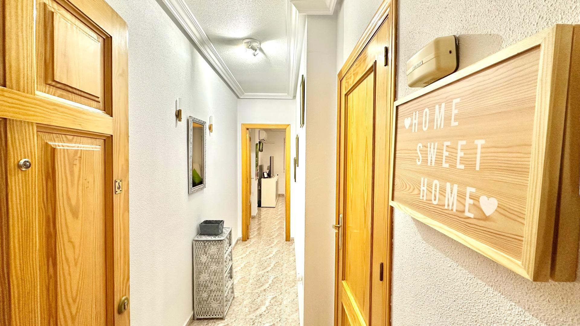 Sprzedaż - Apartament mieszkanie -
Torrevieja - Centro