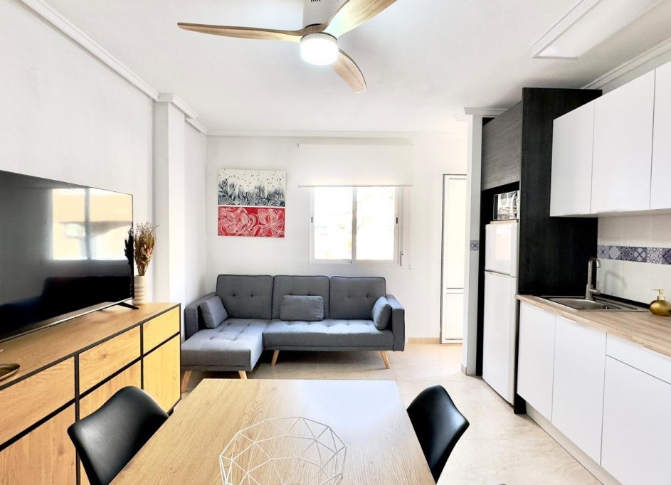 Sprzedaż - Apartament mieszkanie -
Torrevieja - Centro