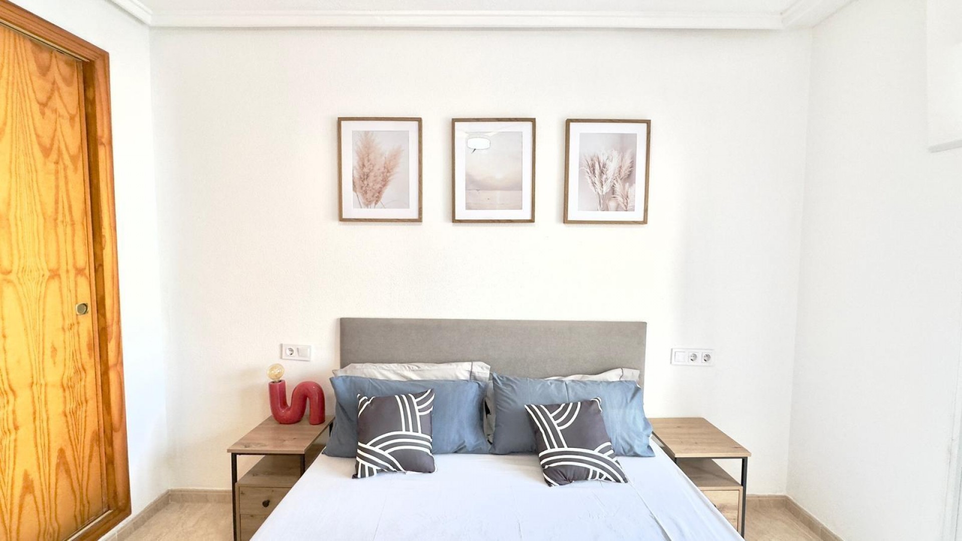 Sprzedaż - Apartament mieszkanie -
Torrevieja - Centro