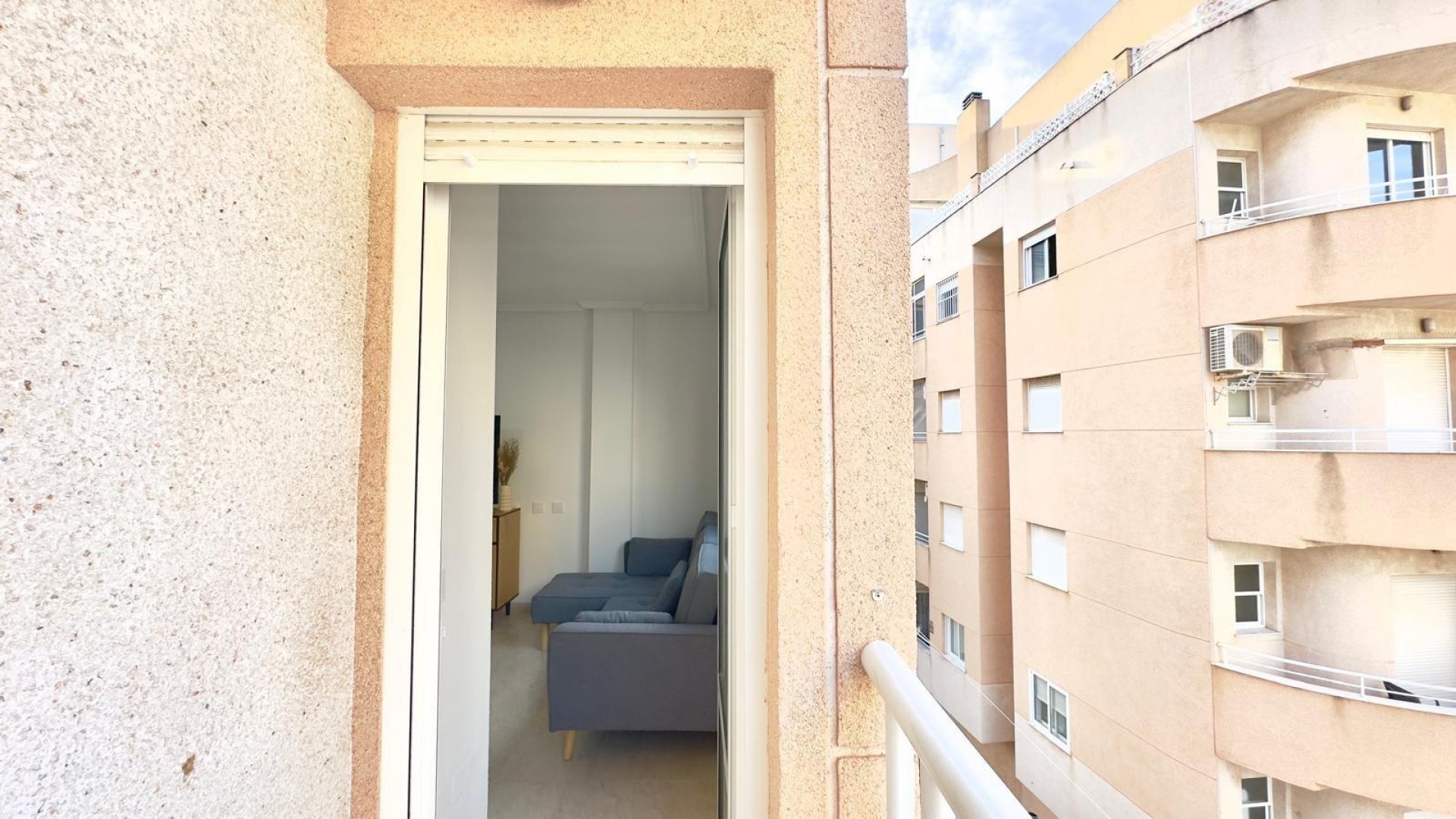 Sprzedaż - Apartament mieszkanie -
Torrevieja - Centro