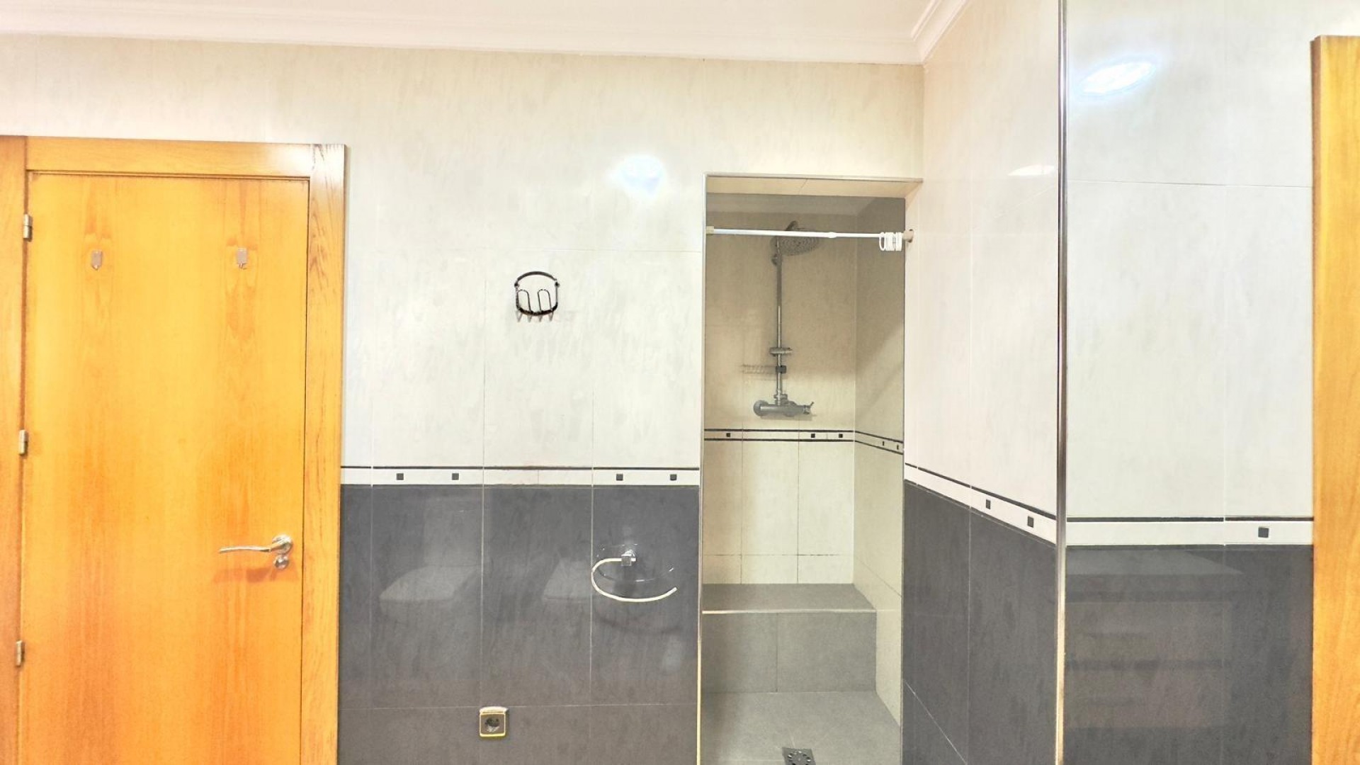 Sprzedaż - Apartament mieszkanie -
Torrevieja - Centro