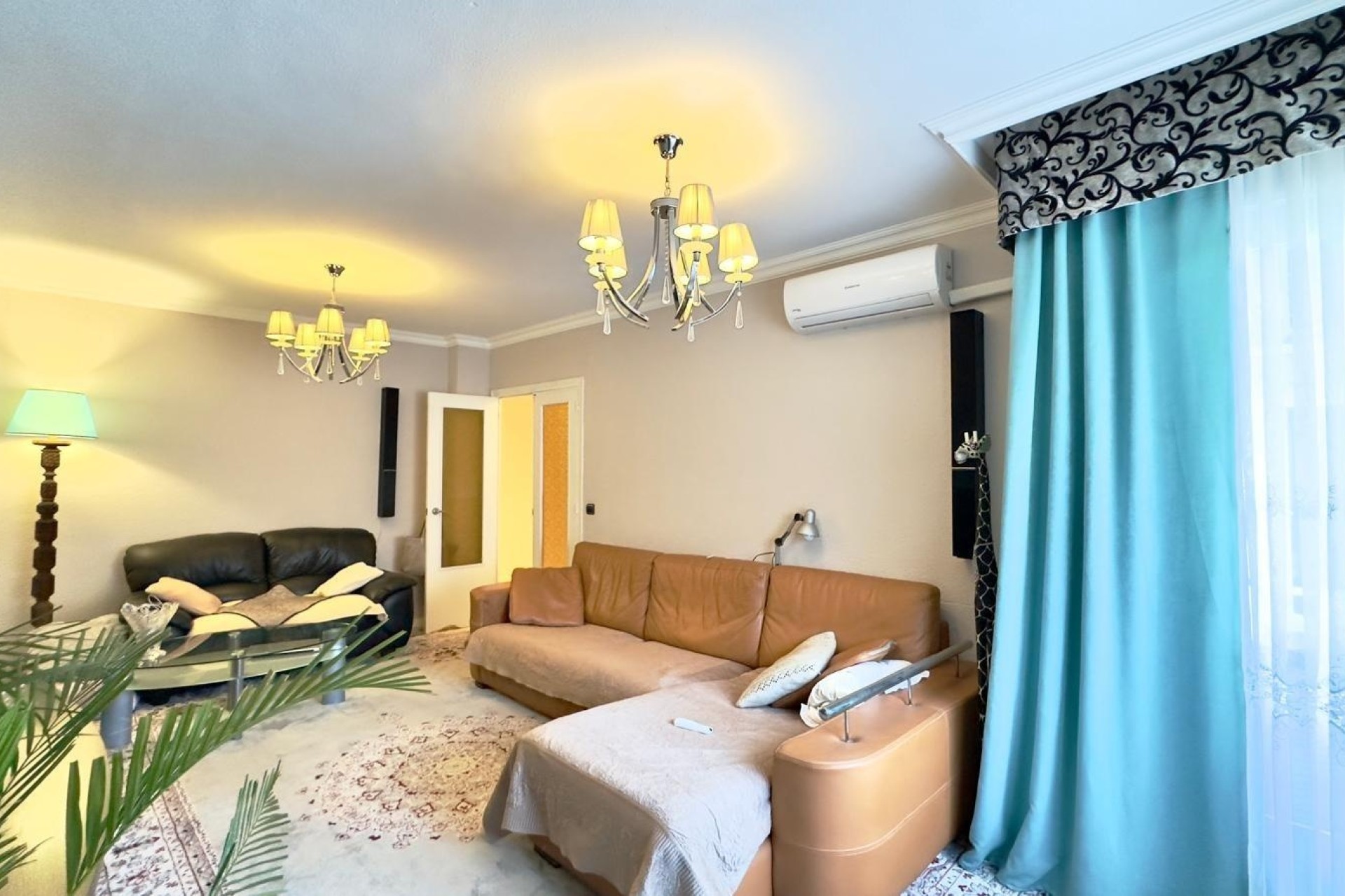 Sprzedaż - Apartament mieszkanie -
Torrevieja - Centro