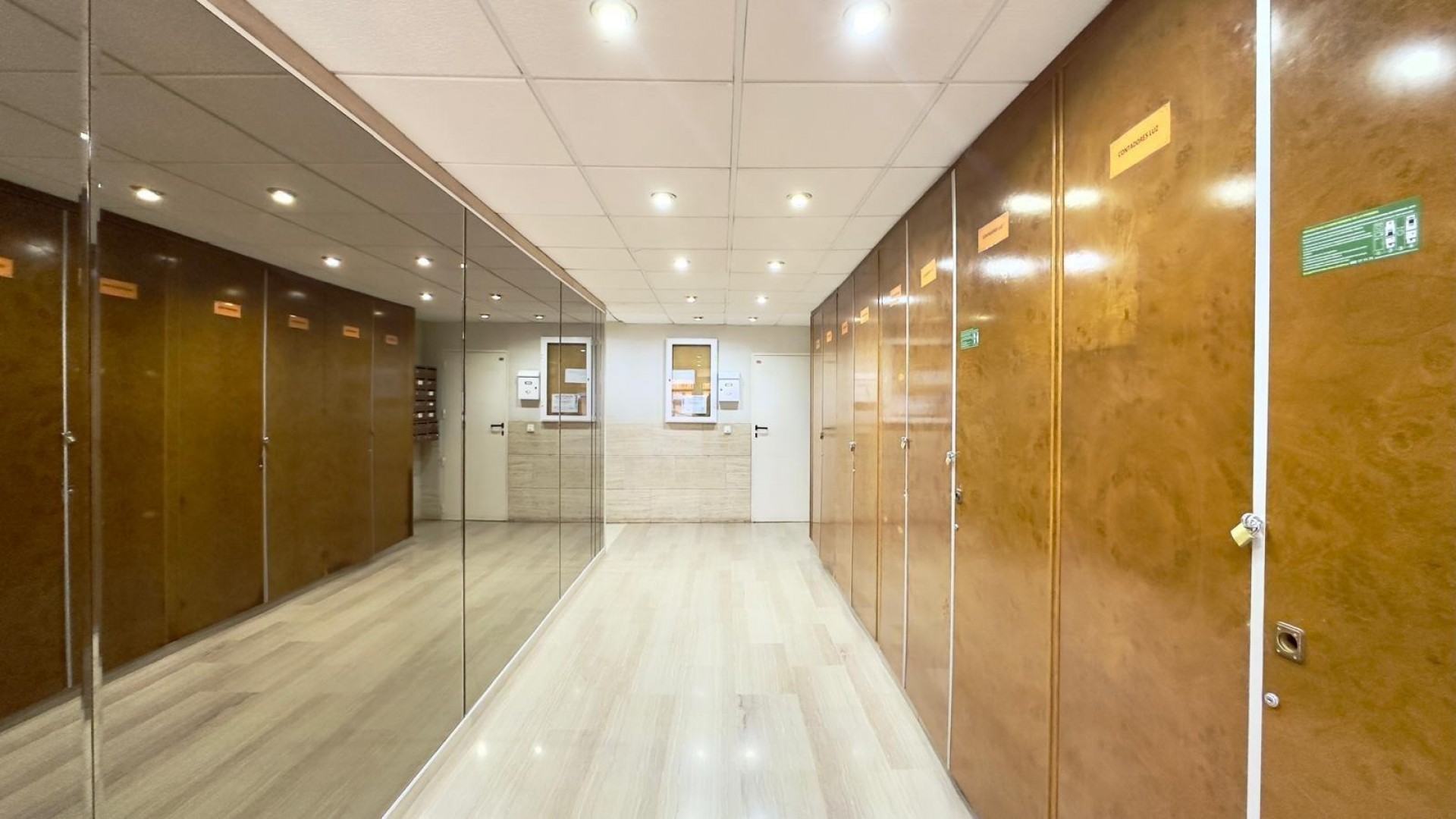 Sprzedaż - Apartament mieszkanie -
Torrevieja - Centro