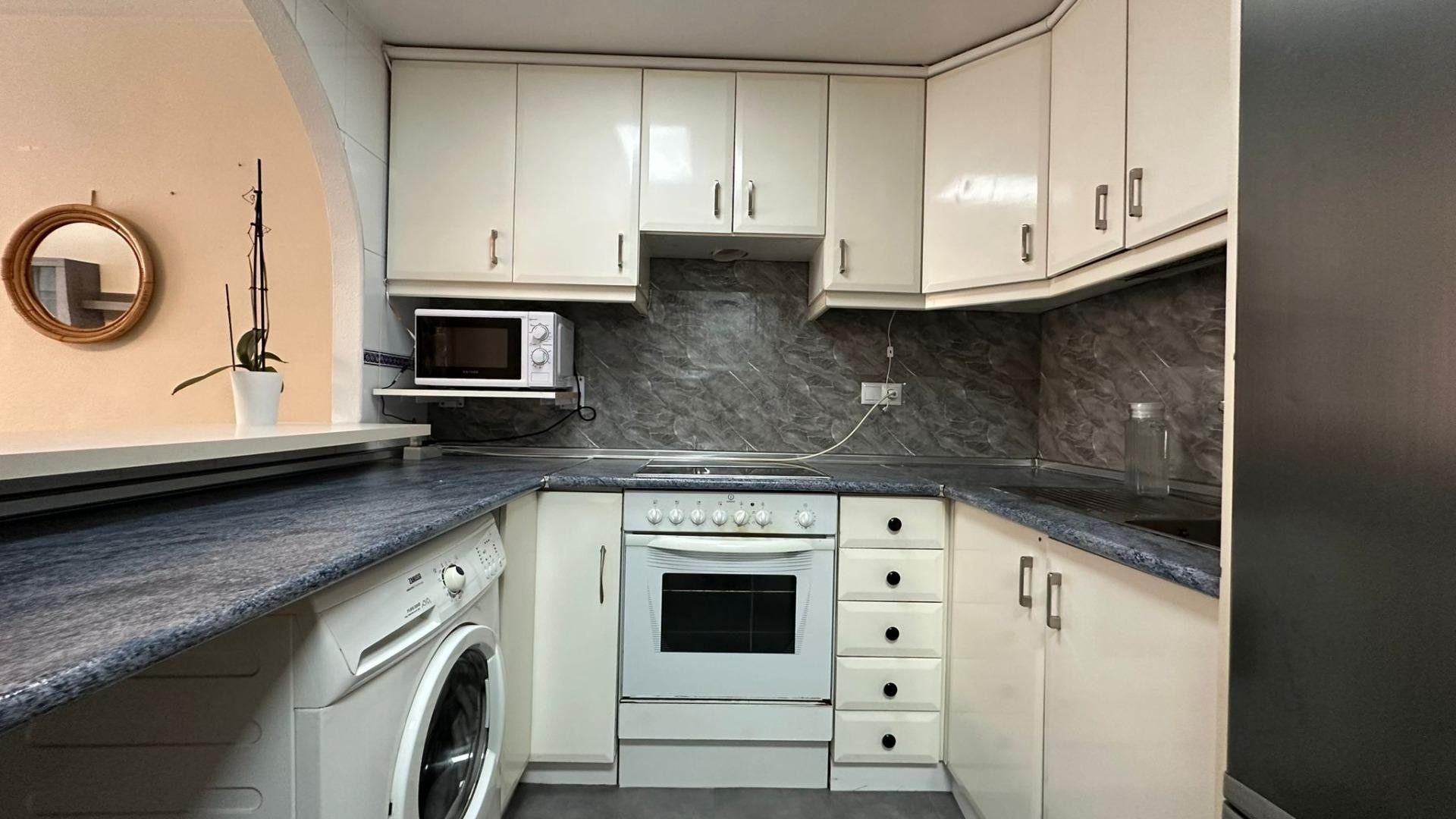 Sprzedaż - Apartament mieszkanie -
Torrevieja - Centro