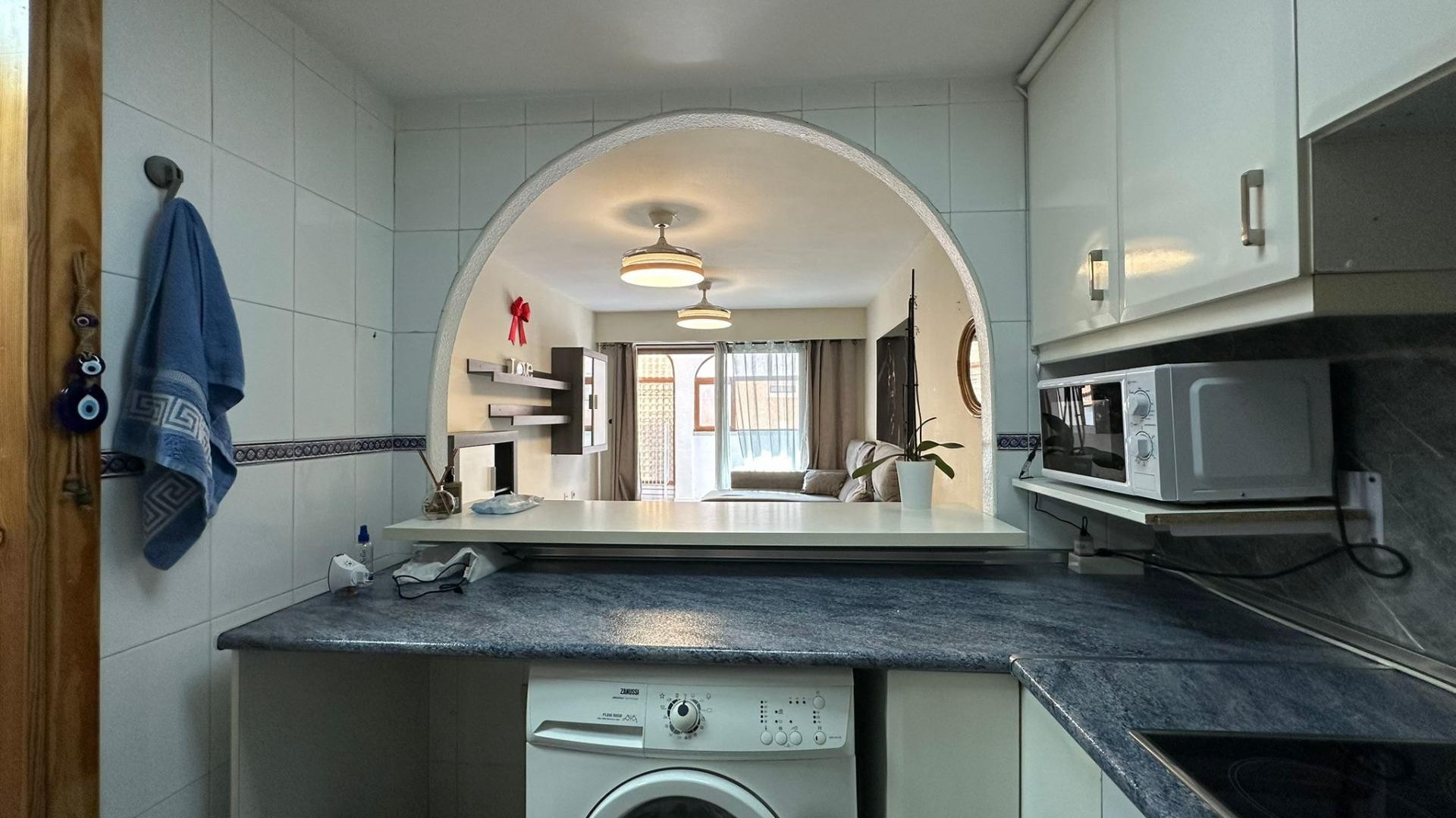 Sprzedaż - Apartament mieszkanie -
Torrevieja - Centro