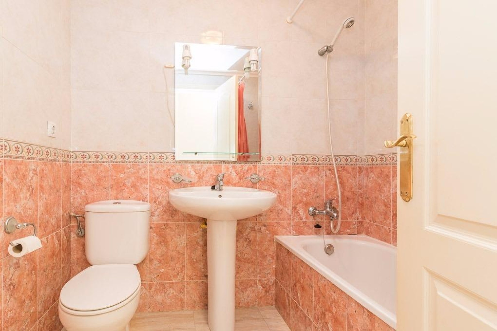 Sprzedaż - Apartament mieszkanie -
Torrevieja - Centro