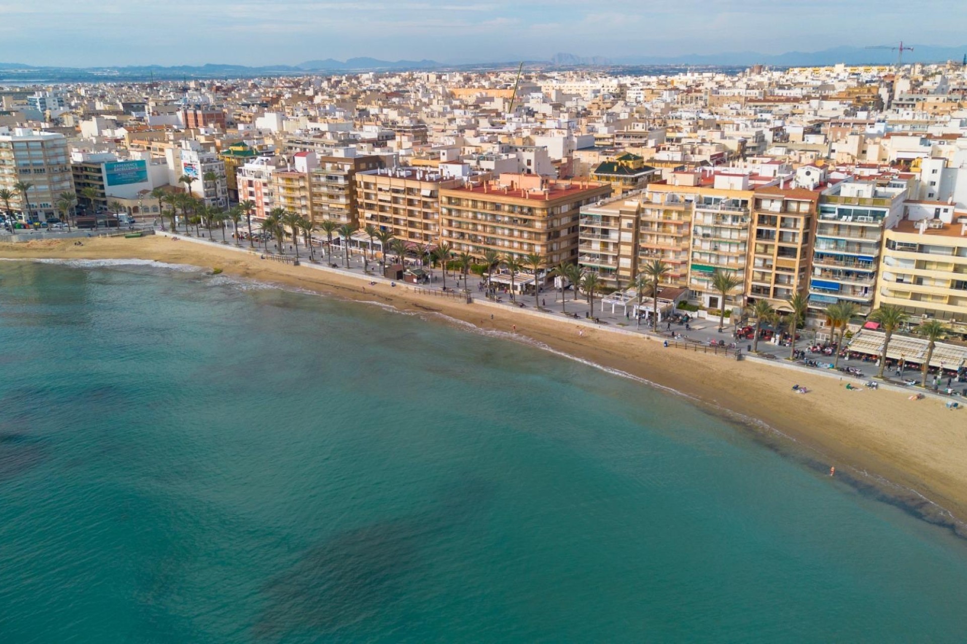 Sprzedaż - Apartament / Mieszkanie -
Torrevieja - Centro