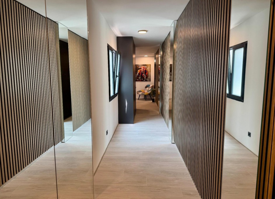 Sprzedaż - Apartament mieszkanie -
Torrevieja - CLUB NAUTICO TORREVIEJA