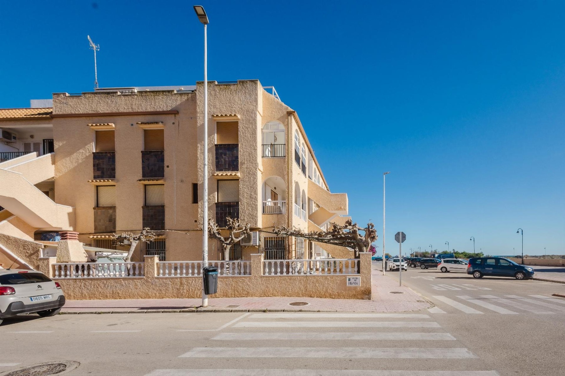 Sprzedaż - Apartament / Mieszkanie -
Torrevieja - Costa Blanca