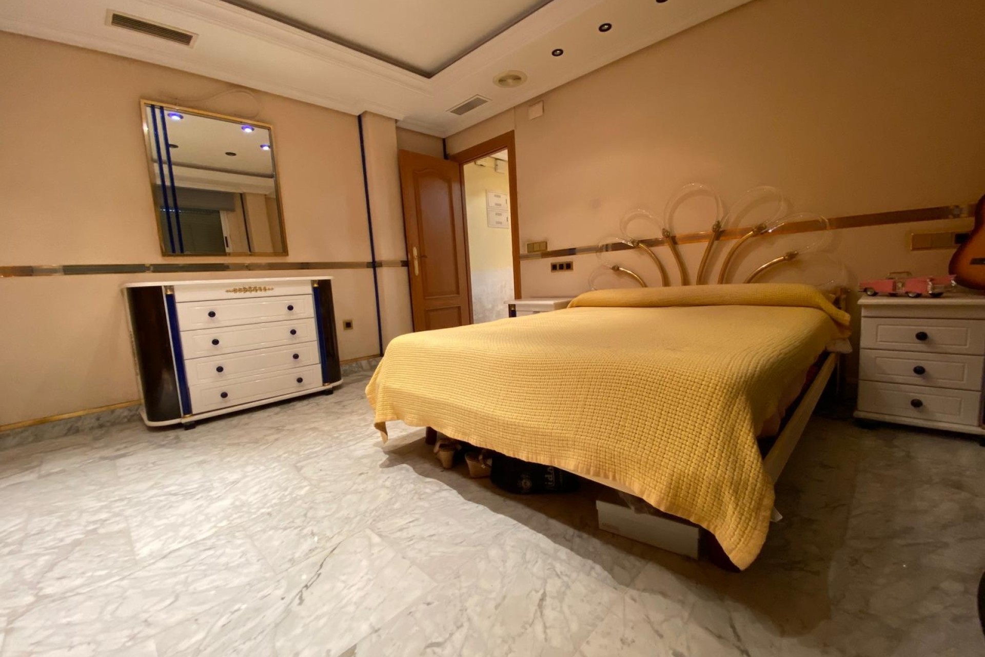 Sprzedaż - Apartament / Mieszkanie -
Torrevieja - Costa Blanca
