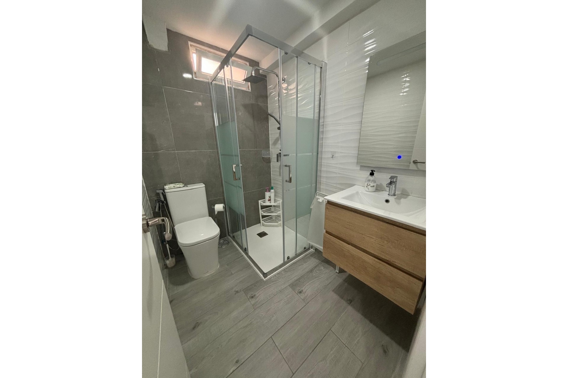 Sprzedaż - Apartament / Mieszkanie -
Torrevieja - Costa Blanca