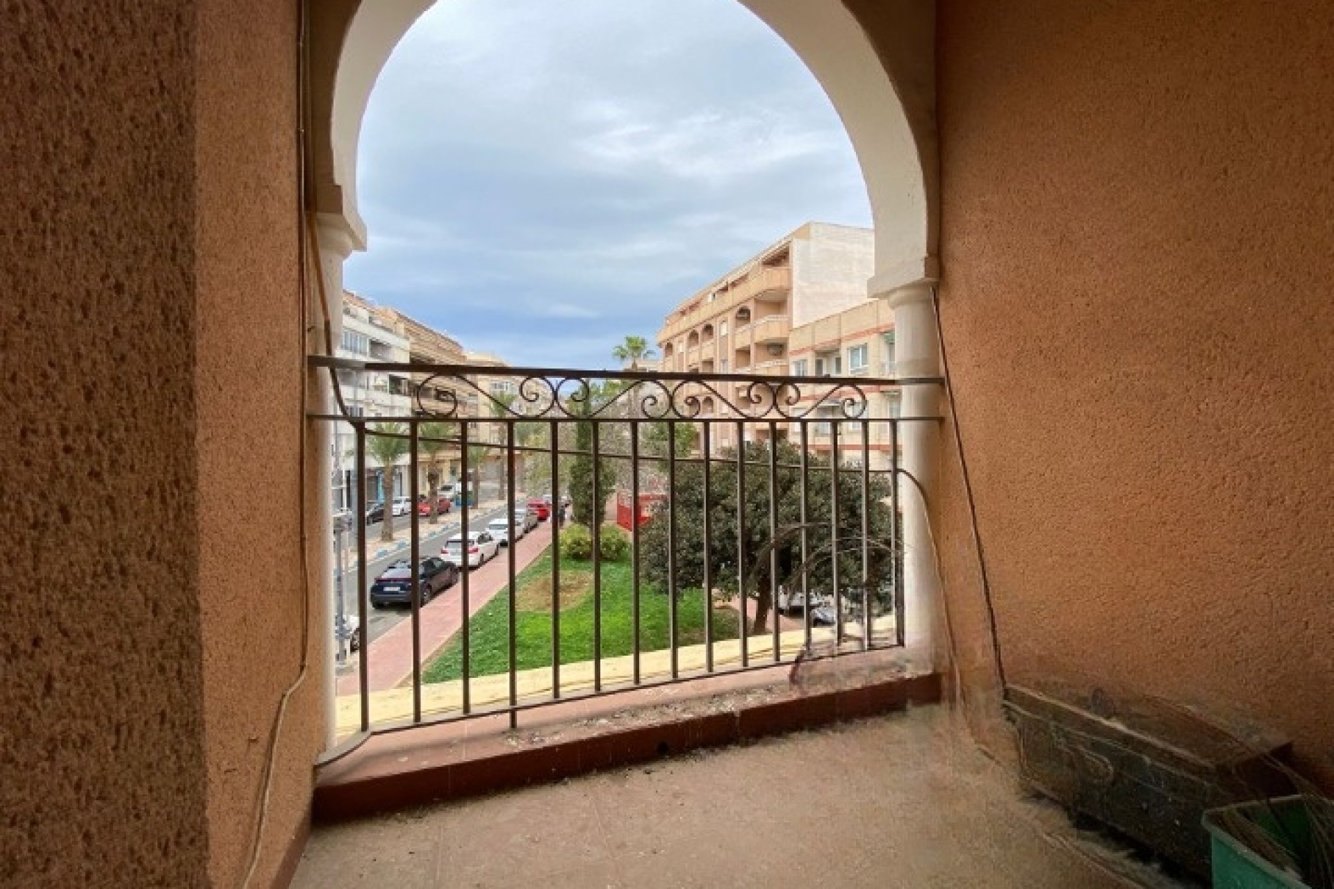 Sprzedaż - Apartament / Mieszkanie -
Torrevieja - Costa Blanca