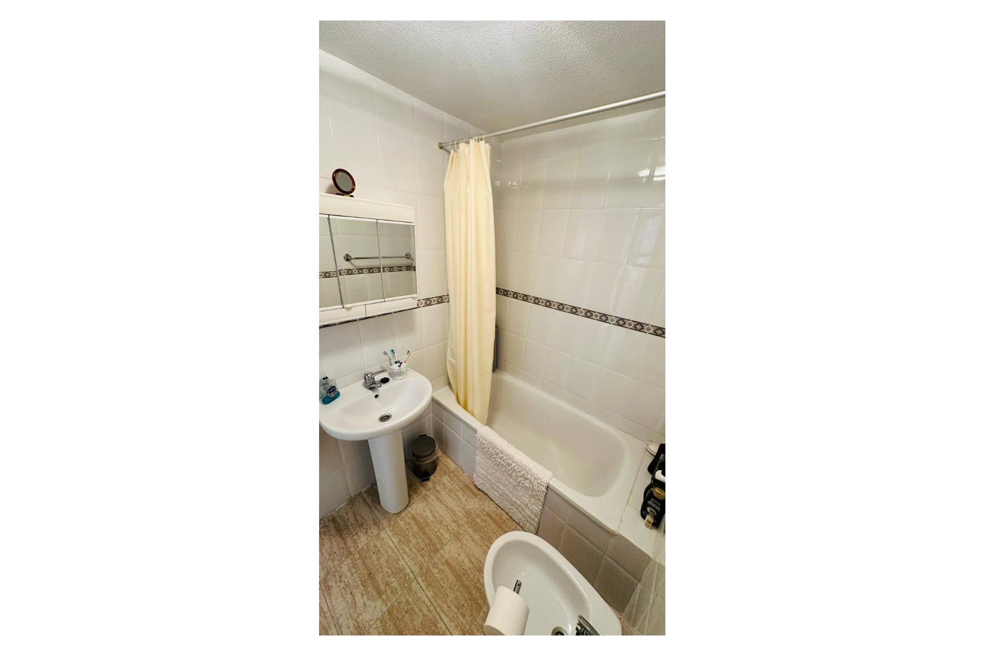 Sprzedaż - Apartament / Mieszkanie -
Torrevieja - Costa Blanca