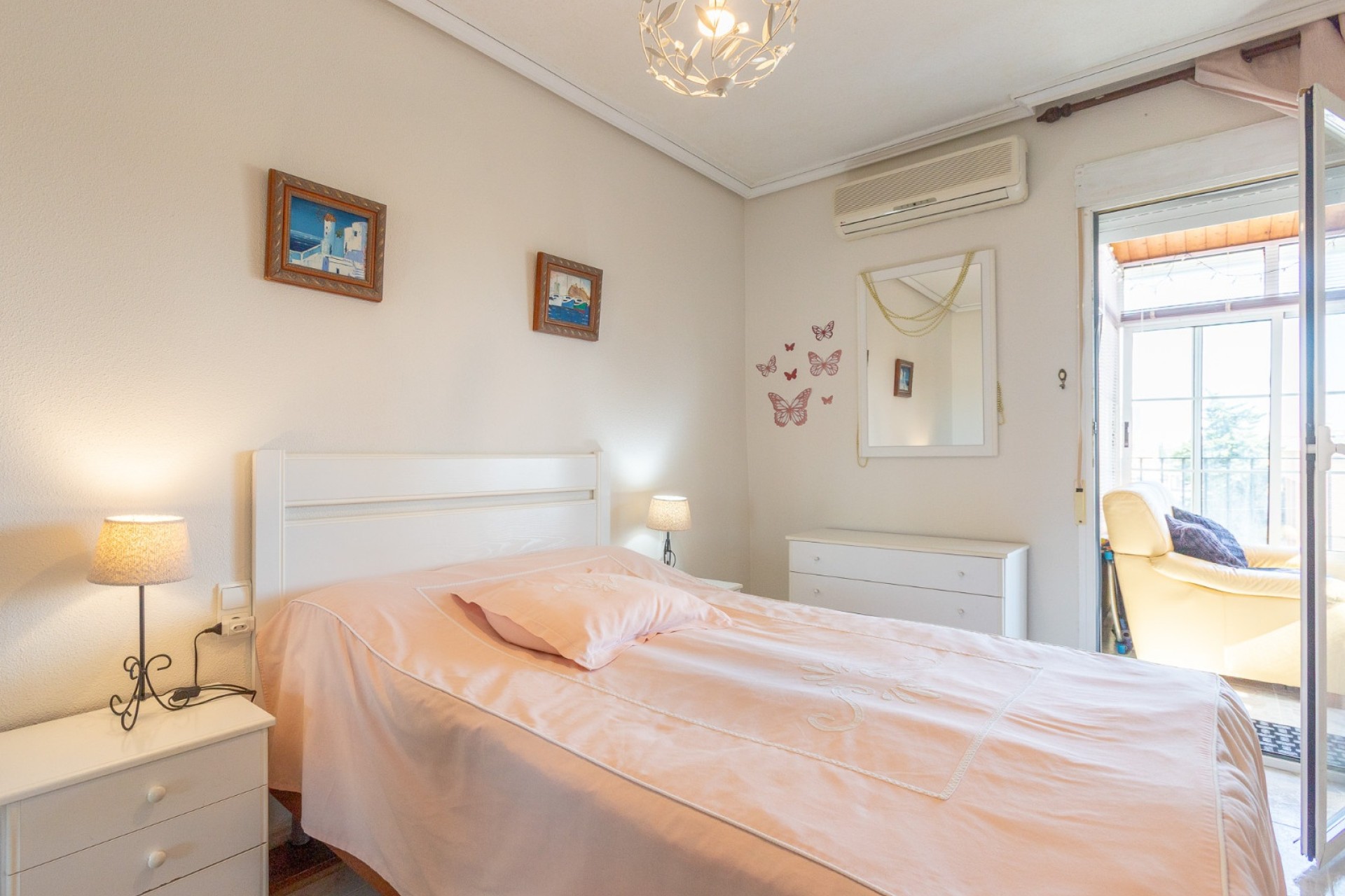 Sprzedaż - Apartament / Mieszkanie -
Torrevieja - Costa Blanca