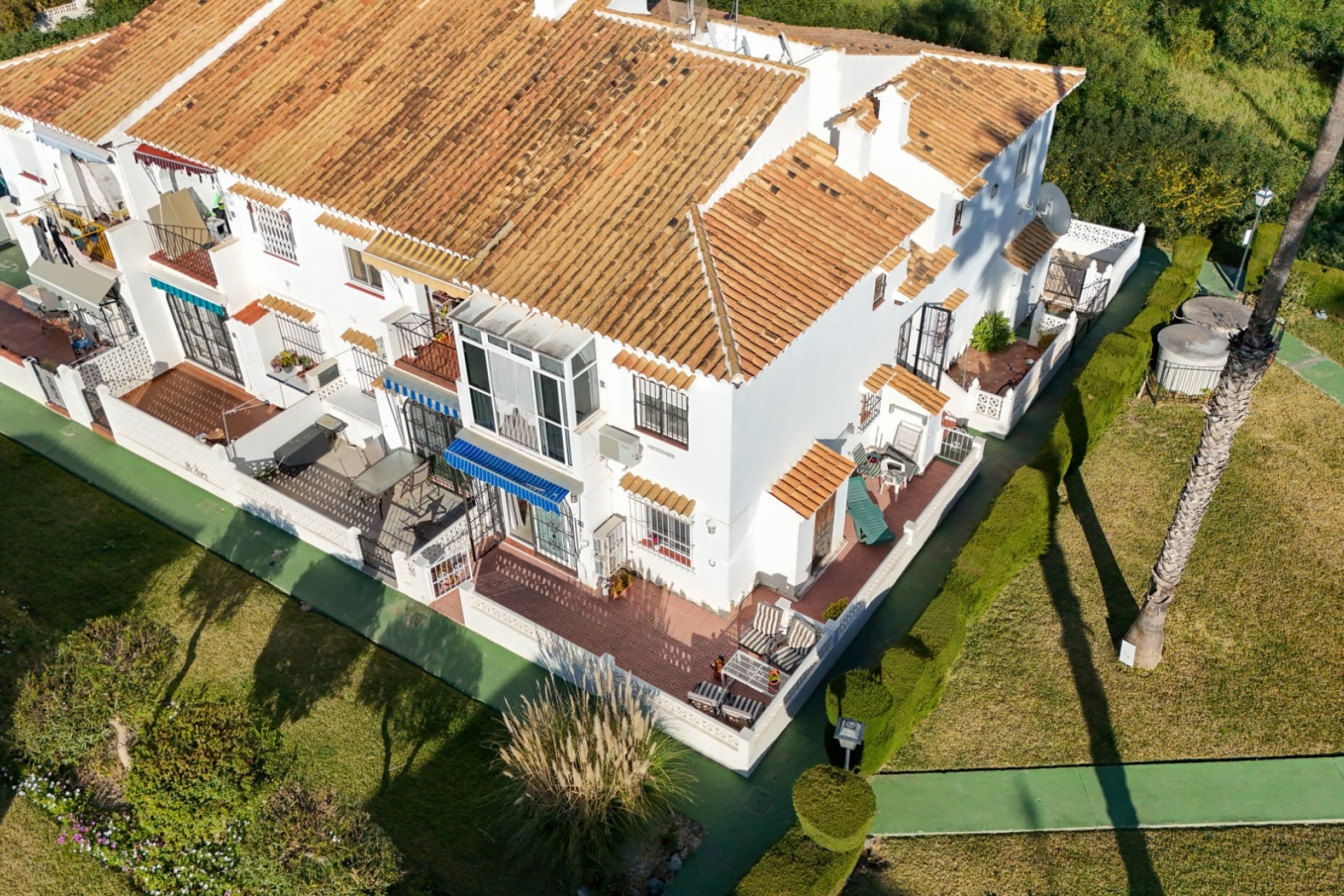 Sprzedaż - Apartament / Mieszkanie -
Torrevieja - Costa Blanca