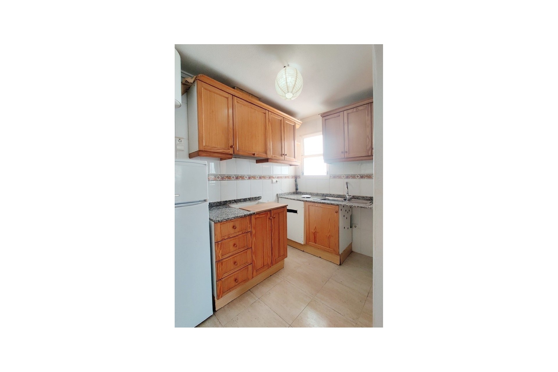 Sprzedaż - Apartament / Mieszkanie -
Torrevieja - Costa Blanca
