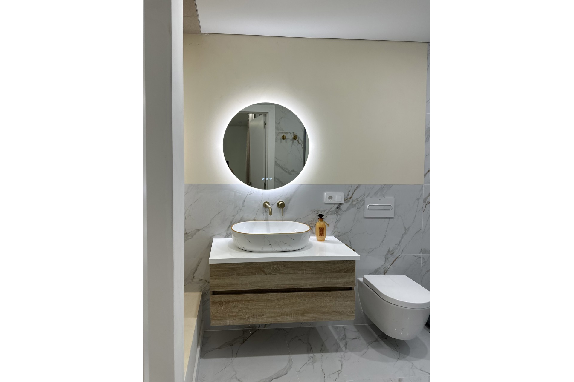 Sprzedaż - Apartament / Mieszkanie -
Torrevieja - Costa Blanca