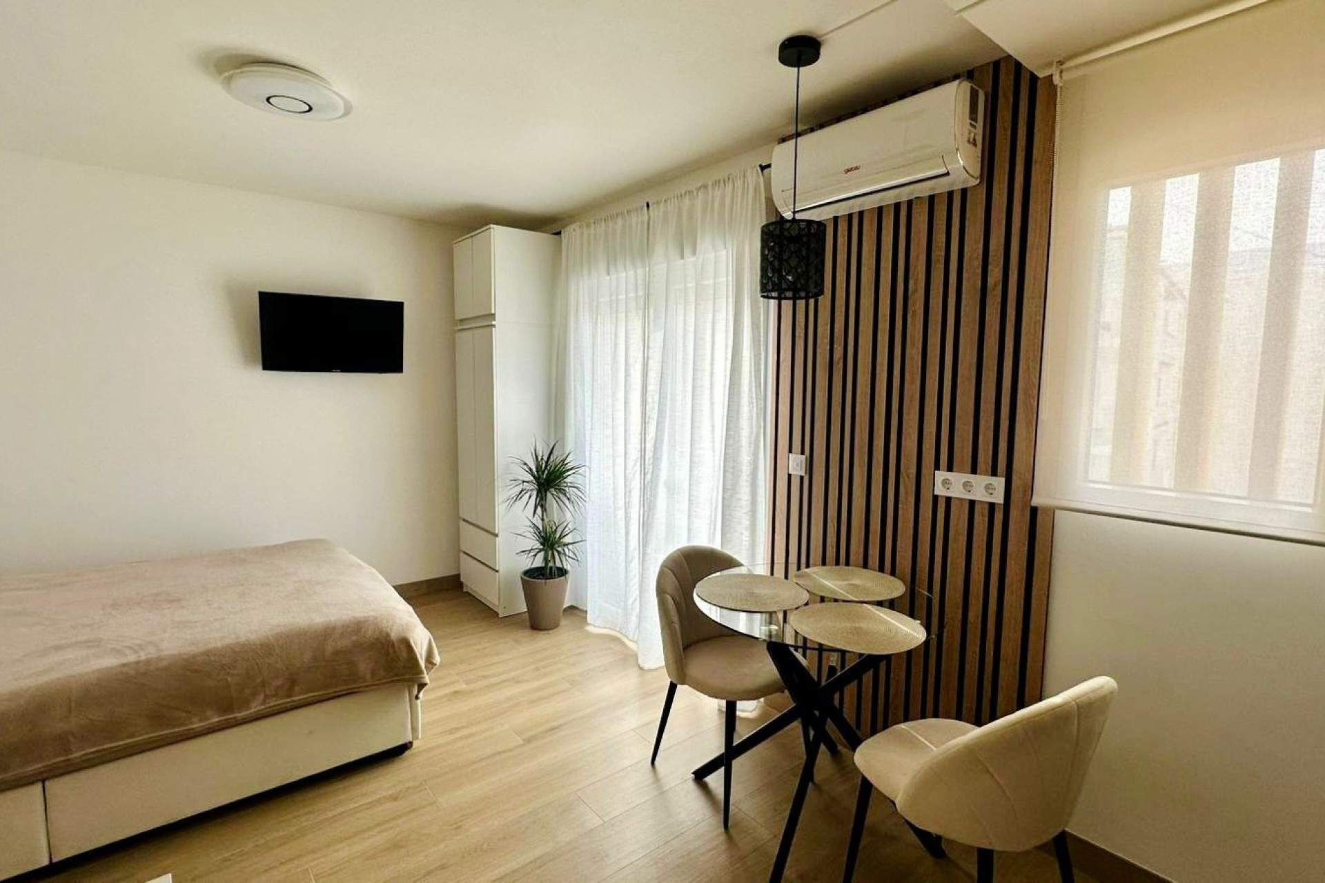 Sprzedaż - Apartament / Mieszkanie -
Torrevieja - Costa Blanca