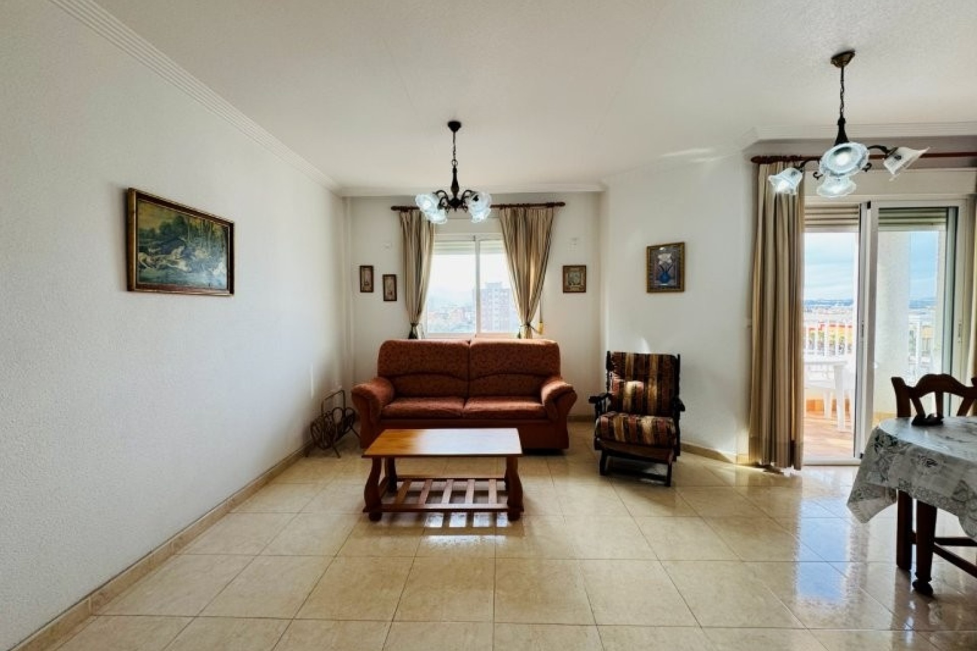 Sprzedaż - Apartament / Mieszkanie -
Torrevieja - Costa Blanca