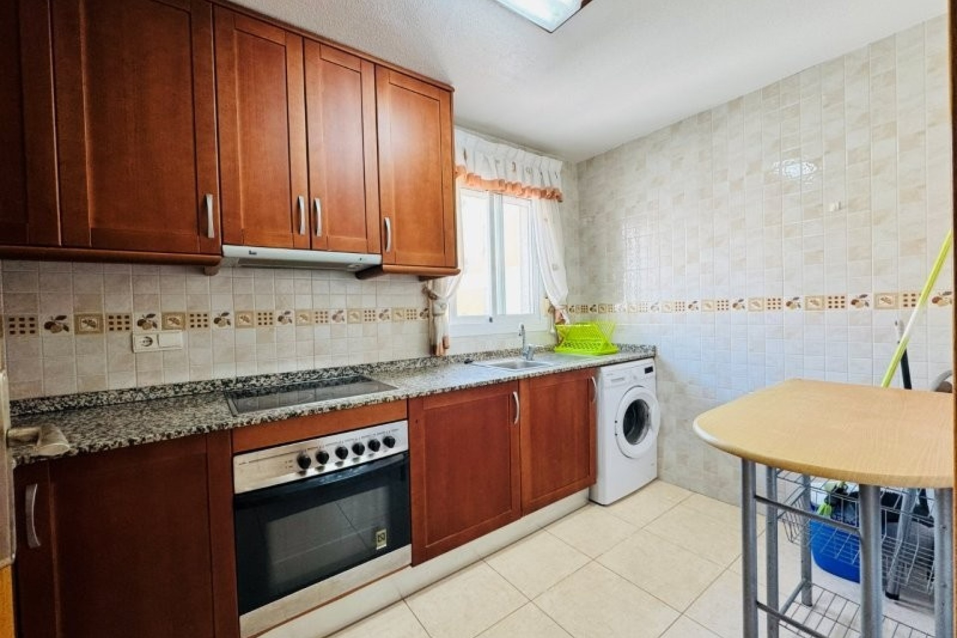 Sprzedaż - Apartament / Mieszkanie -
Torrevieja - Costa Blanca