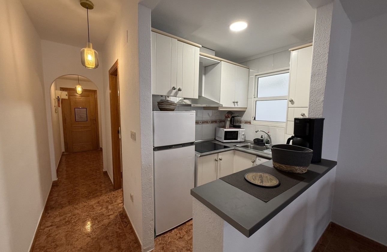 Sprzedaż - Apartament / Mieszkanie -
Torrevieja - Costa Blanca
