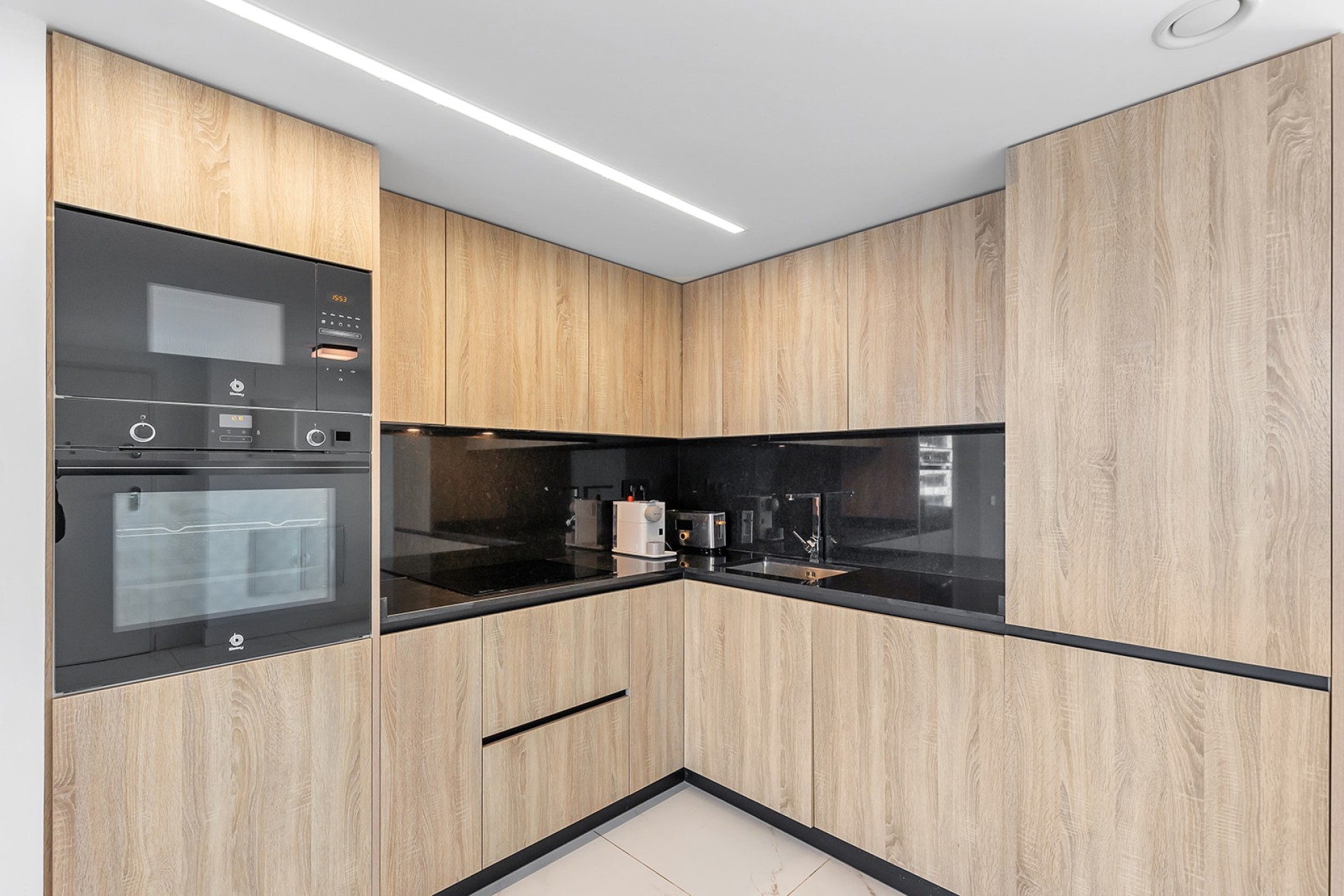Sprzedaż - Apartament / Mieszkanie -
Torrevieja - Costa Blanca