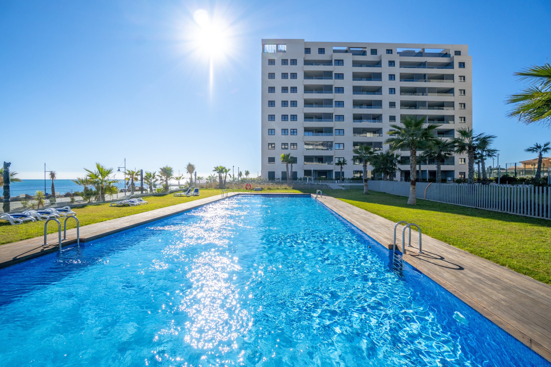 Sprzedaż - Apartament / Mieszkanie -
Torrevieja - Costa Blanca