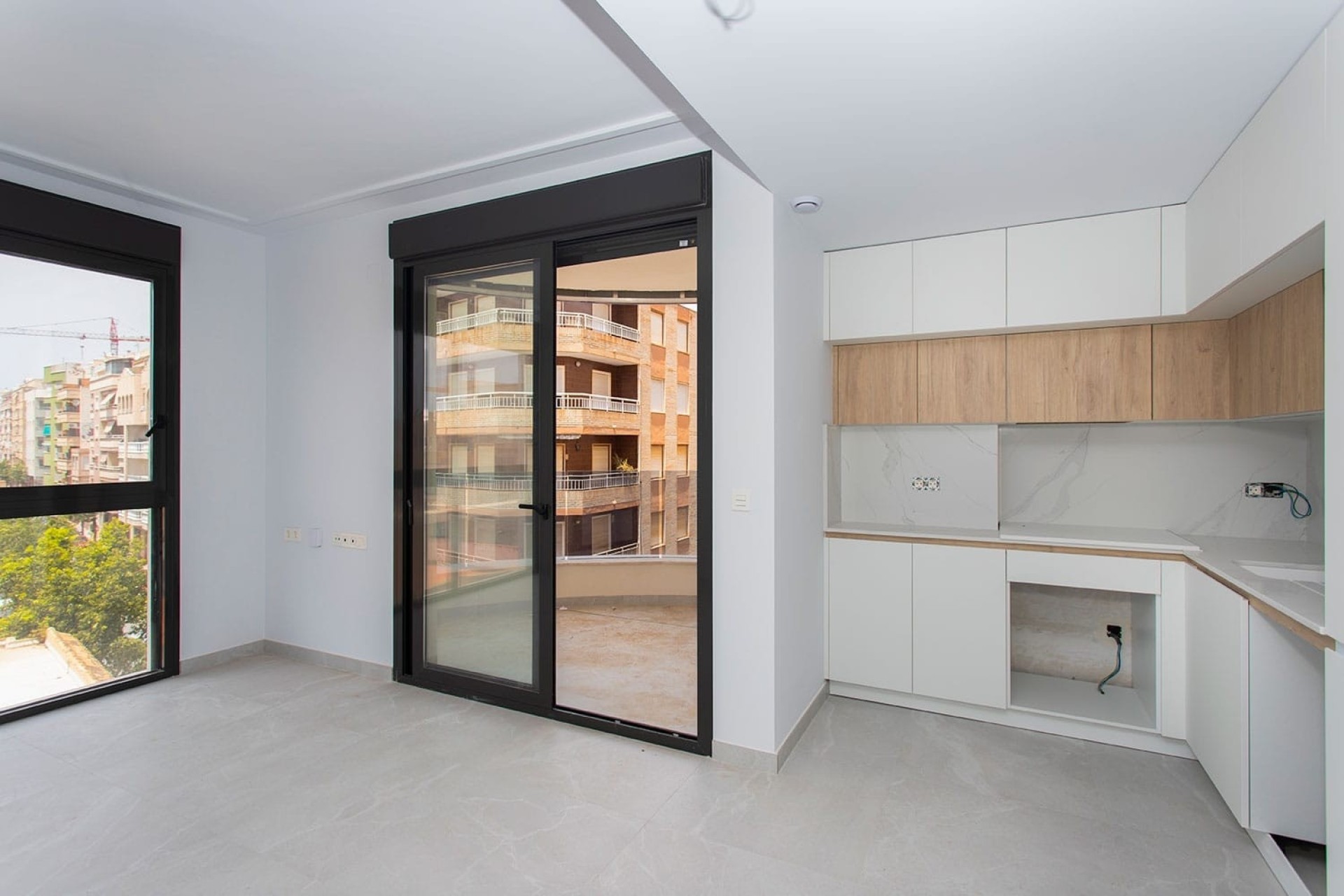 Sprzedaż - Apartament / Mieszkanie -
Torrevieja - Costa Blanca