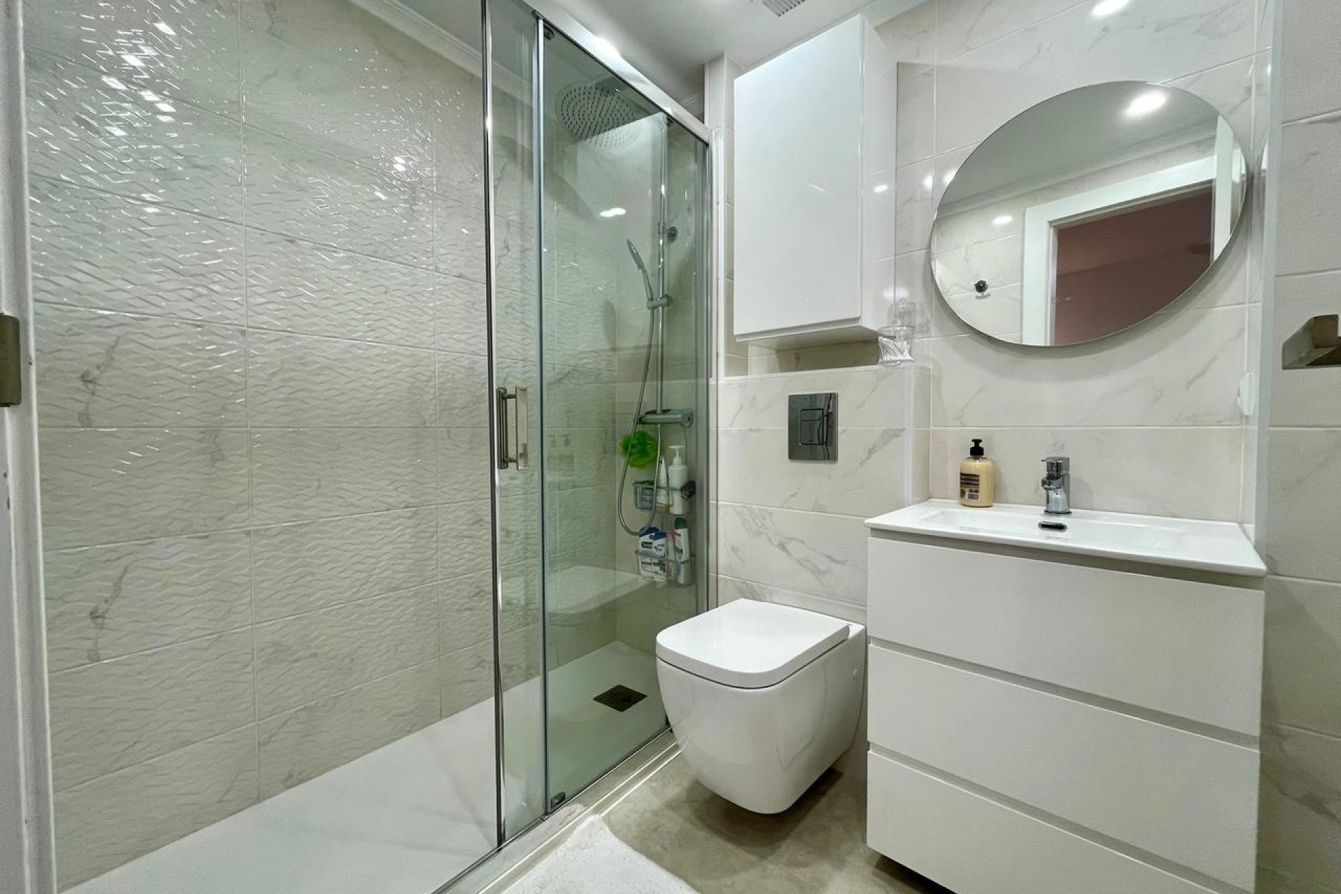 Sprzedaż - Apartament / Mieszkanie -
Torrevieja - Costa Blanca