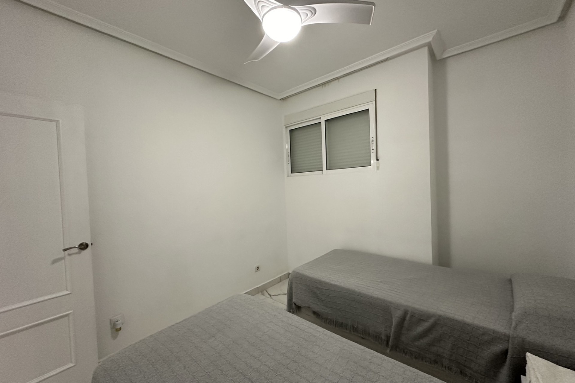 Sprzedaż - Apartament / Mieszkanie -
Torrevieja - Costa Blanca