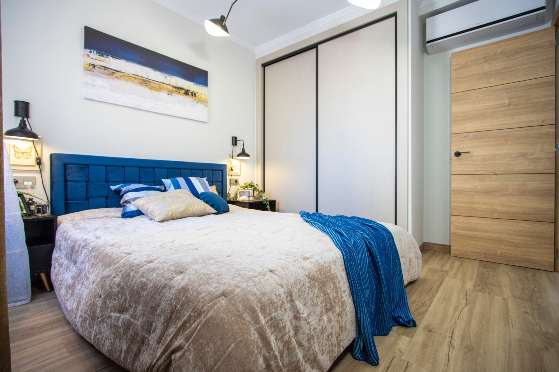 Sprzedaż - Apartament / Mieszkanie -
Torrevieja - Costa Blanca