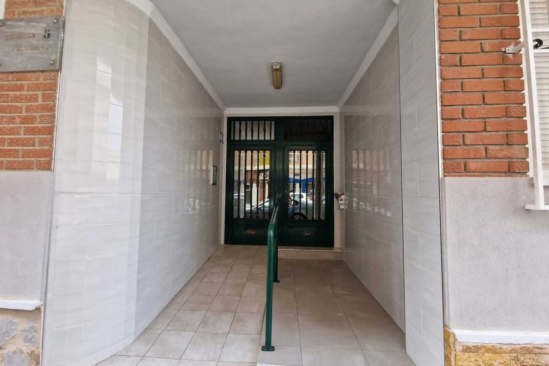 Sprzedaż - Apartament / Mieszkanie -
Torrevieja - Costa Blanca