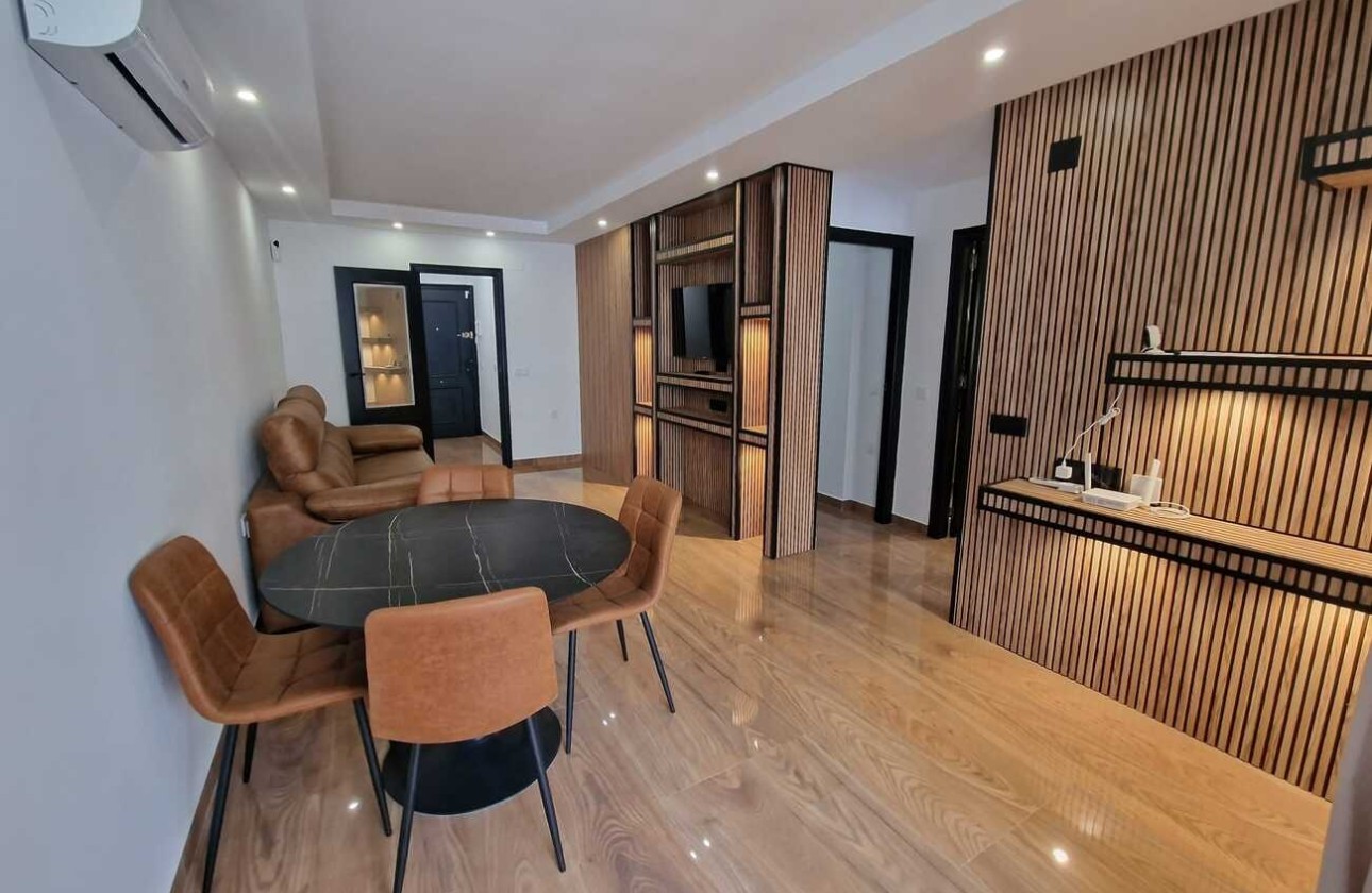Sprzedaż - Apartament / Mieszkanie -
Torrevieja - Costa Blanca