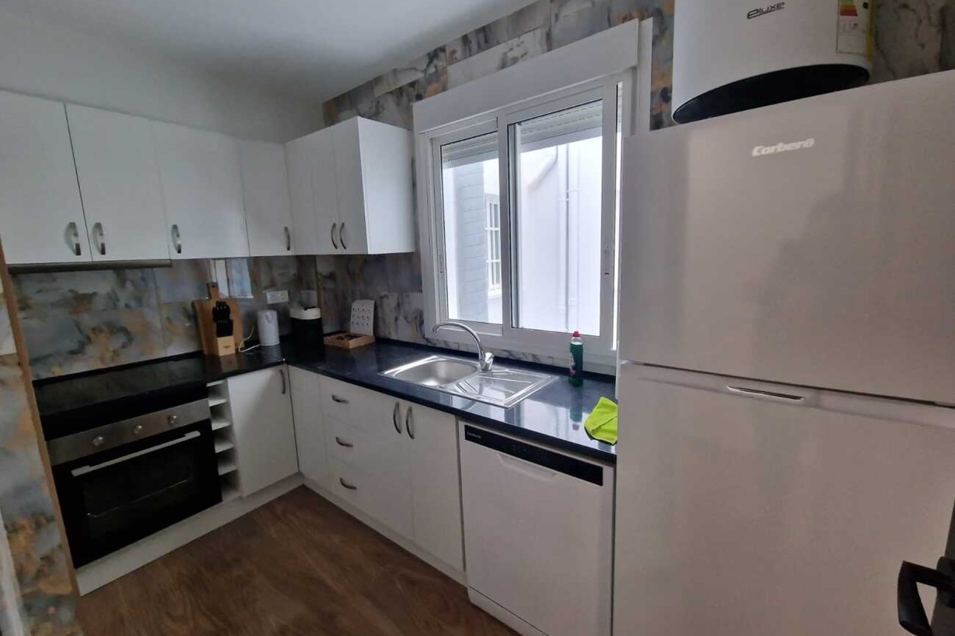 Sprzedaż - Apartament / Mieszkanie -
Torrevieja - Costa Blanca